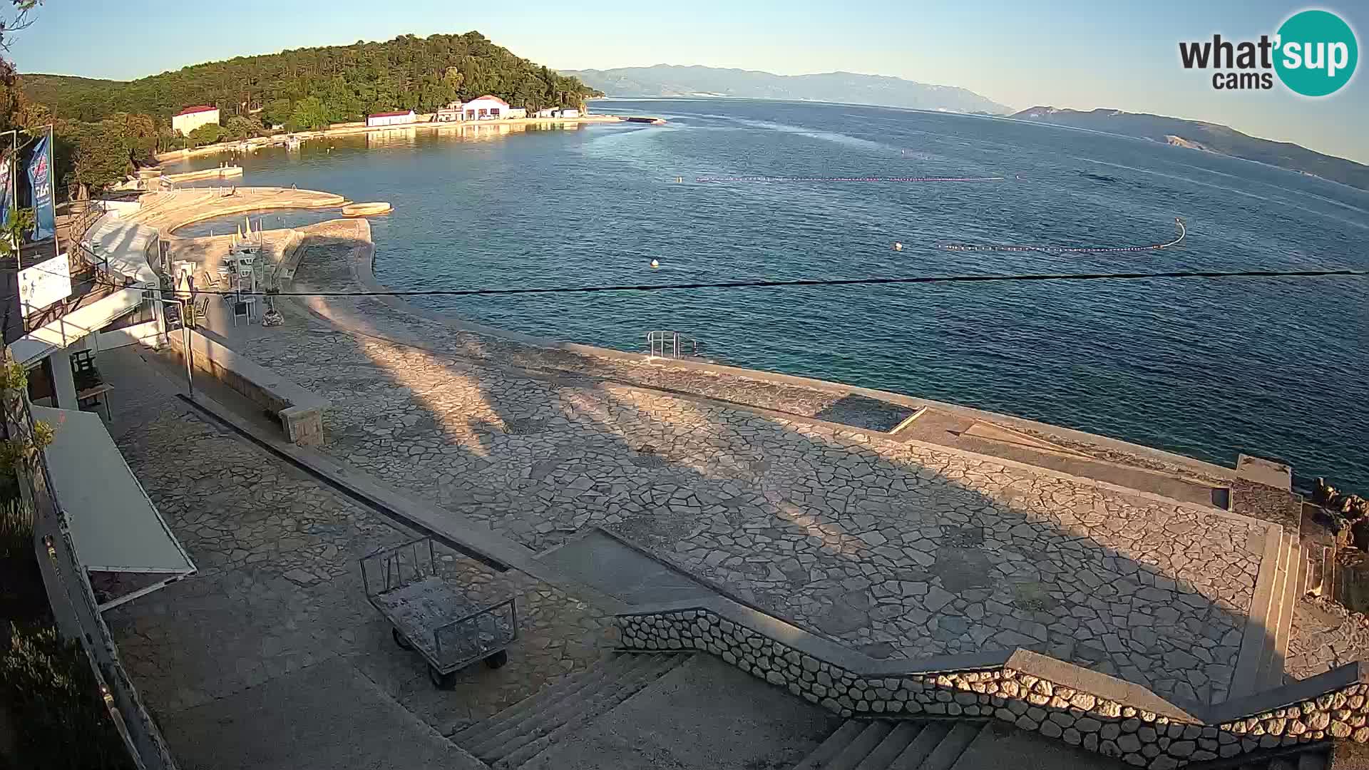 Selce – beach – Diving center
