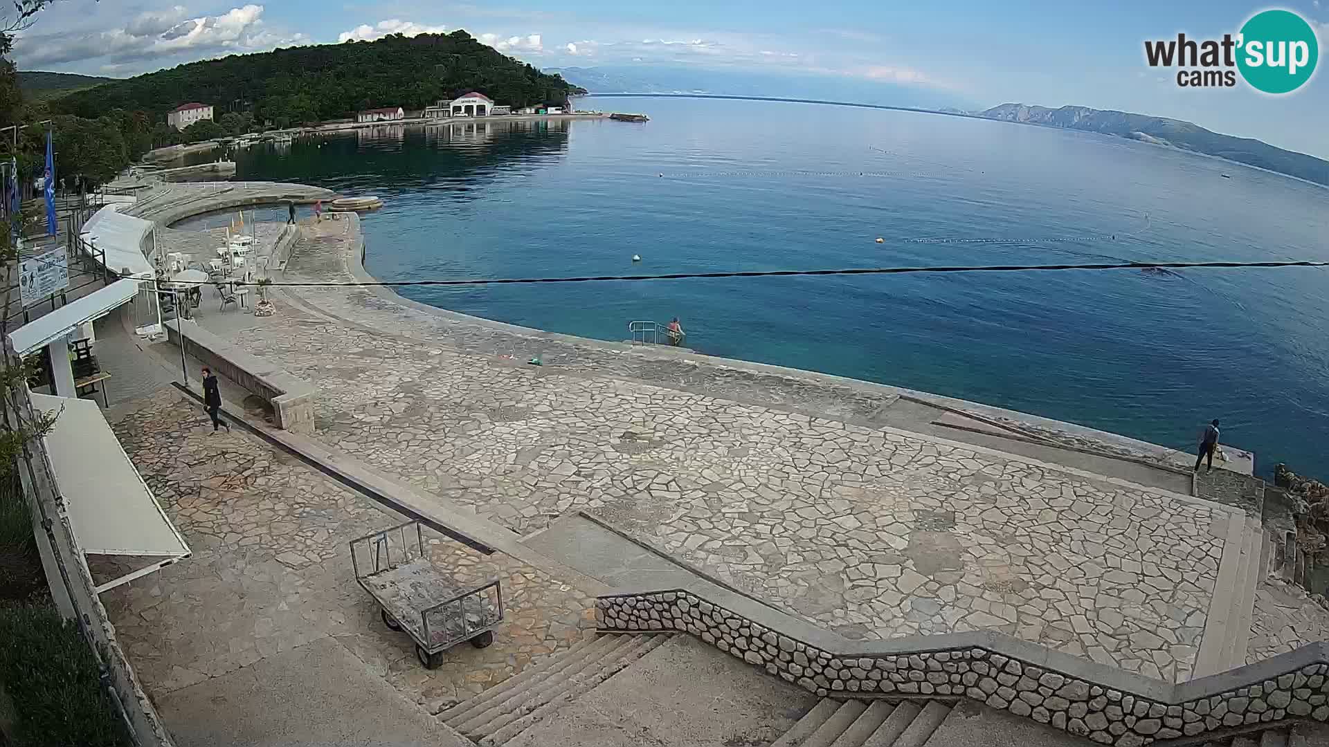 Selce – beach – Diving center