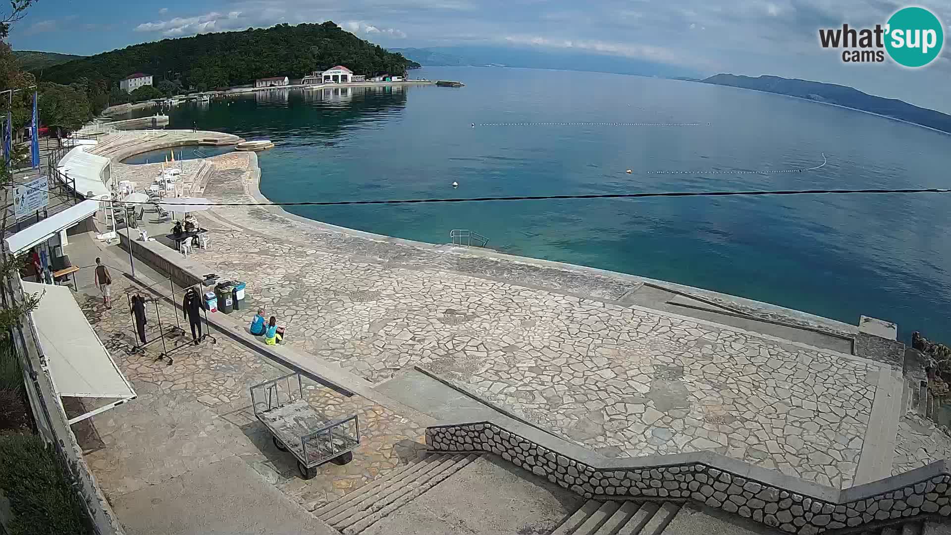 Selce – beach – Diving center