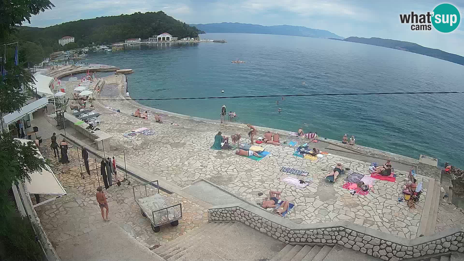 Selce – beach – Diving center