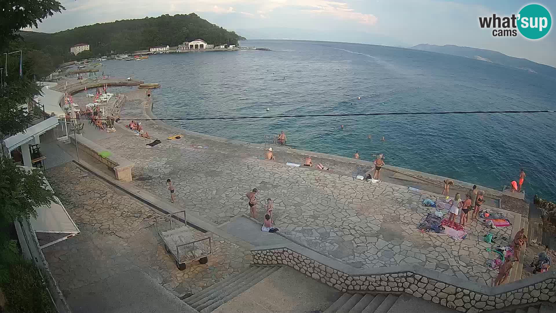 Selce – beach – Diving center