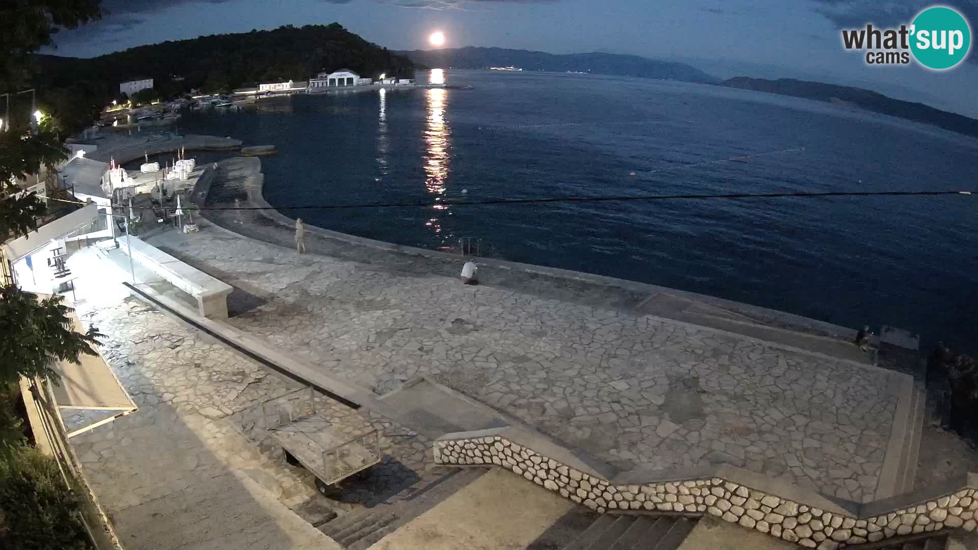 Selce – beach – Diving center