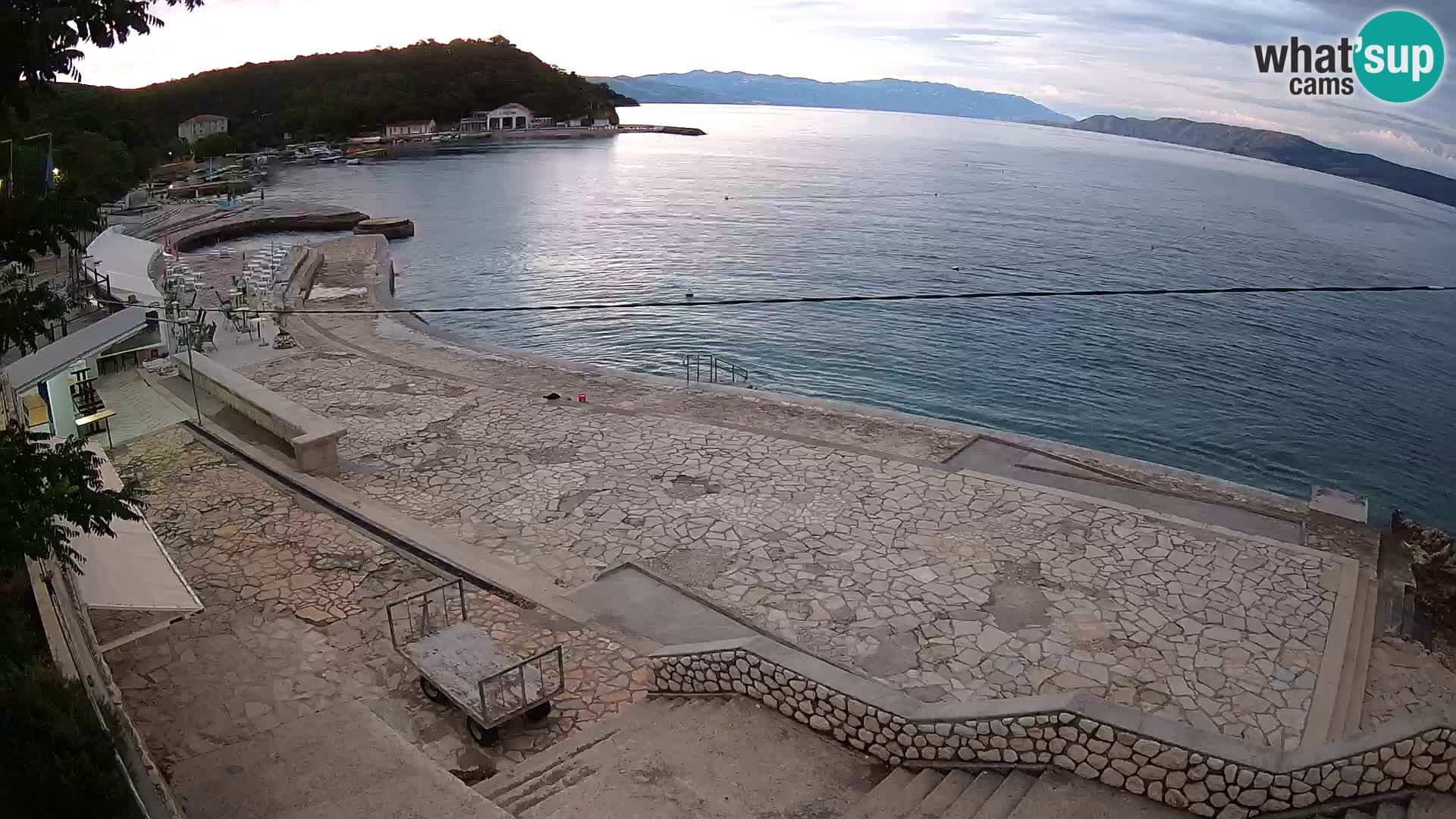 Selce – beach – Diving center