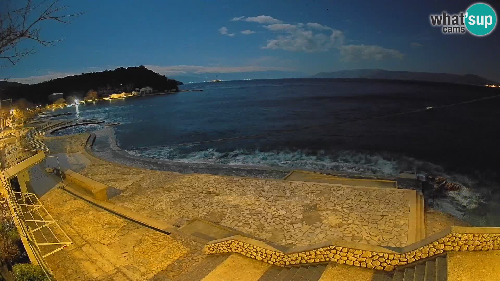 Selce – beach – Diving center