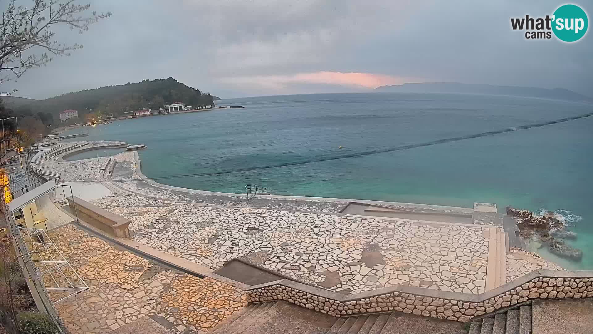 Selce – beach – Diving center