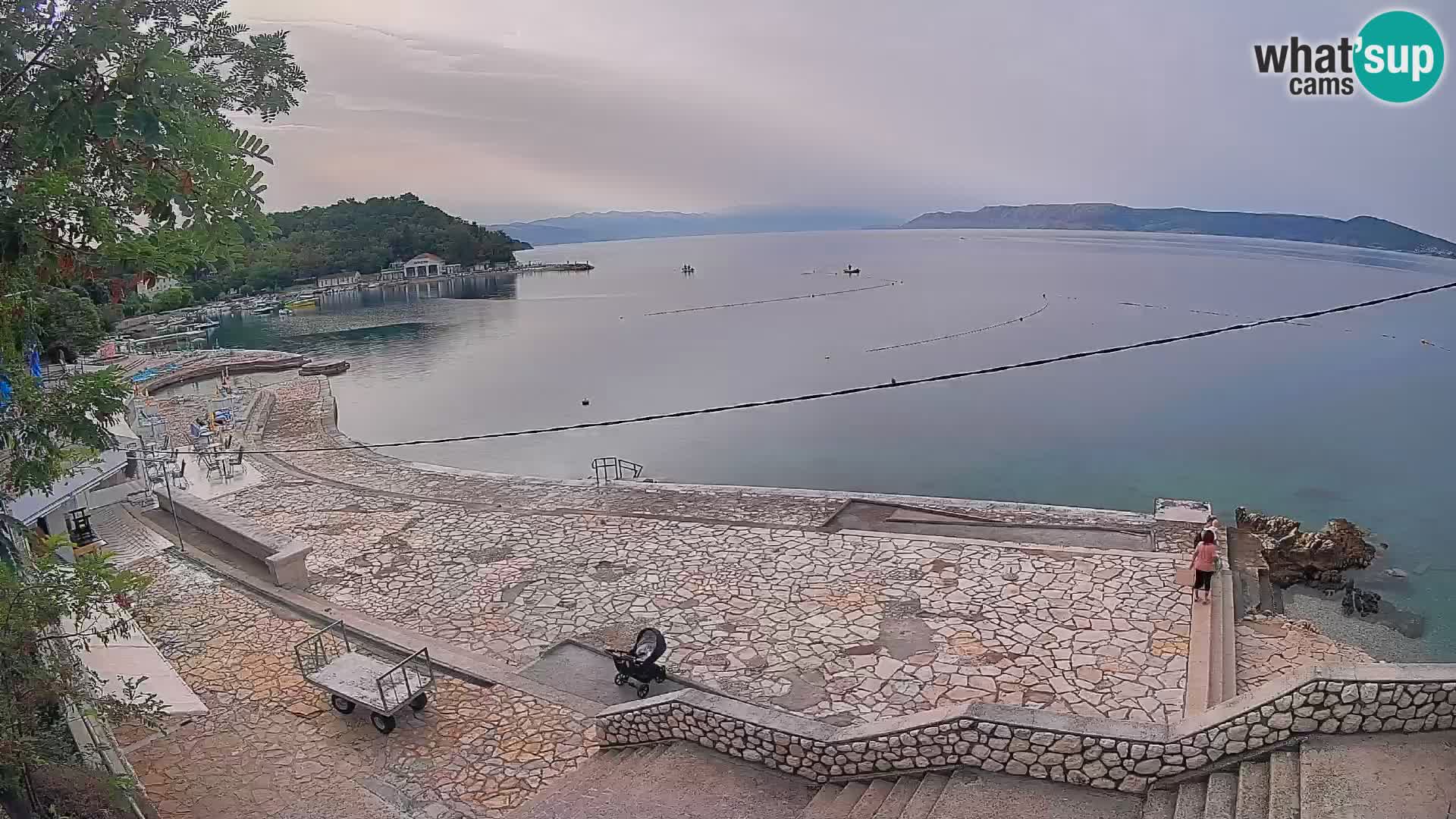 Selce – beach – Diving center
