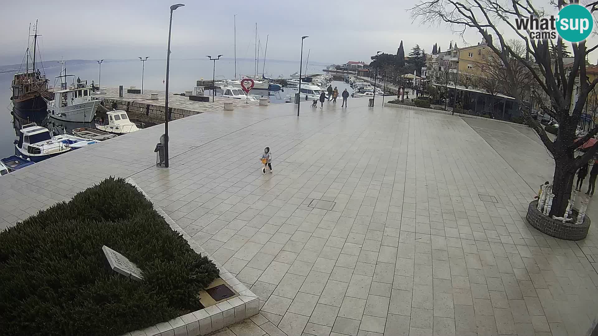 Selce Live webcam – piazza centrale