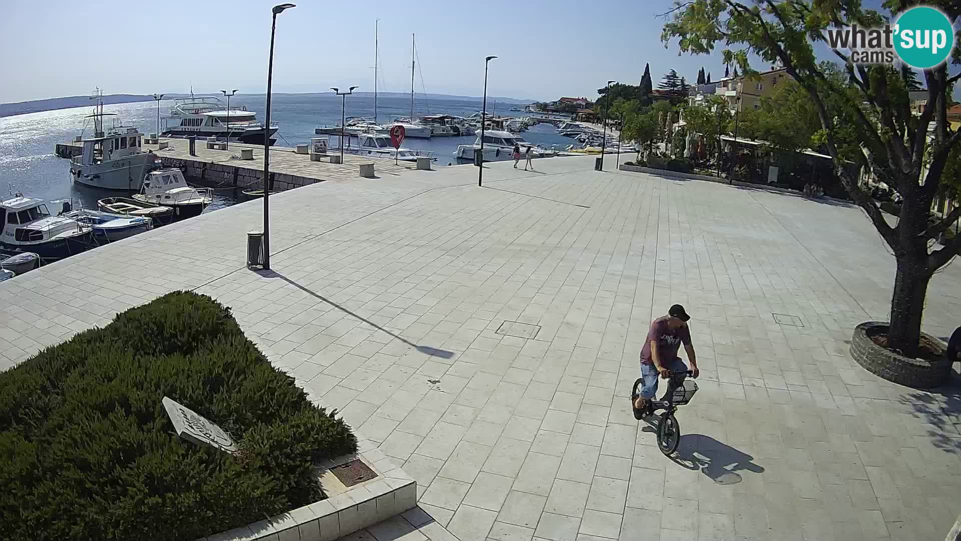 Kamera v živo Selce panorama – Pogled z apartmaja Lela