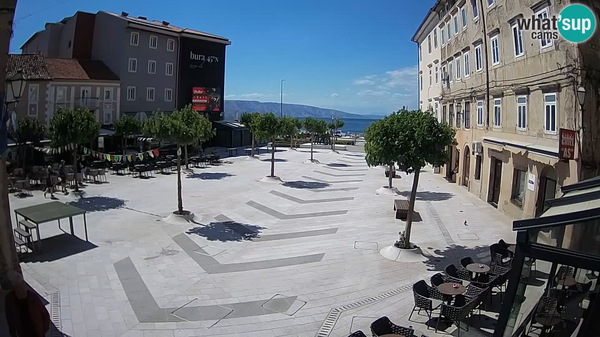 Center mesta Senj – Pavlinski trg – spletne kamere Dalmacija