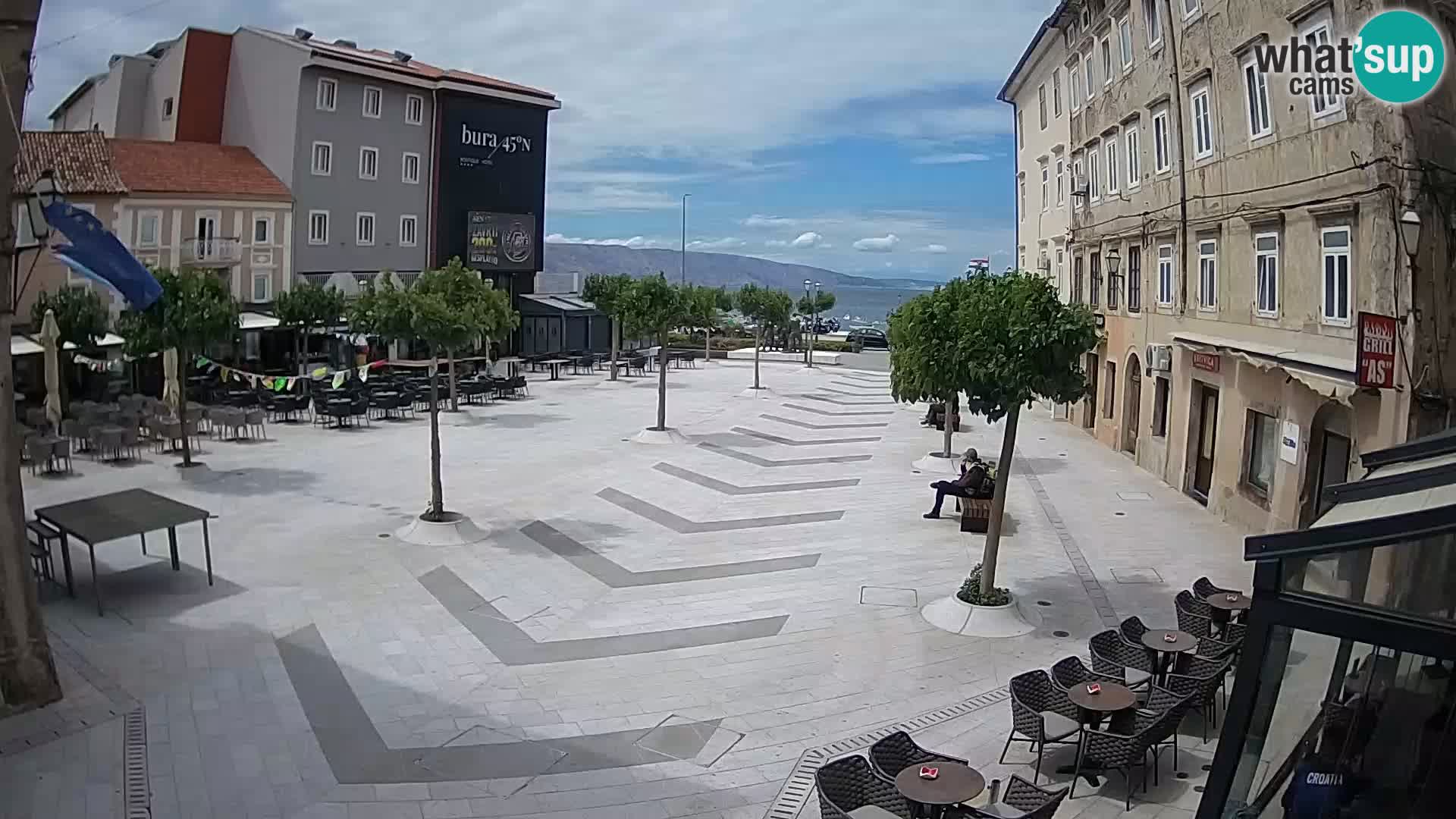 Centar grada Senja – Pavlinski trg – web kamere Dalmacija