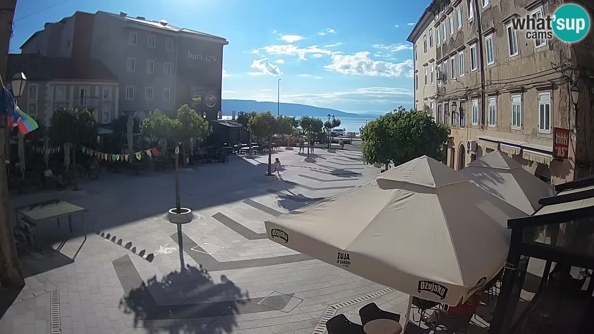 Center mesta Senj – Pavlinski trg – spletne kamere Dalmacija