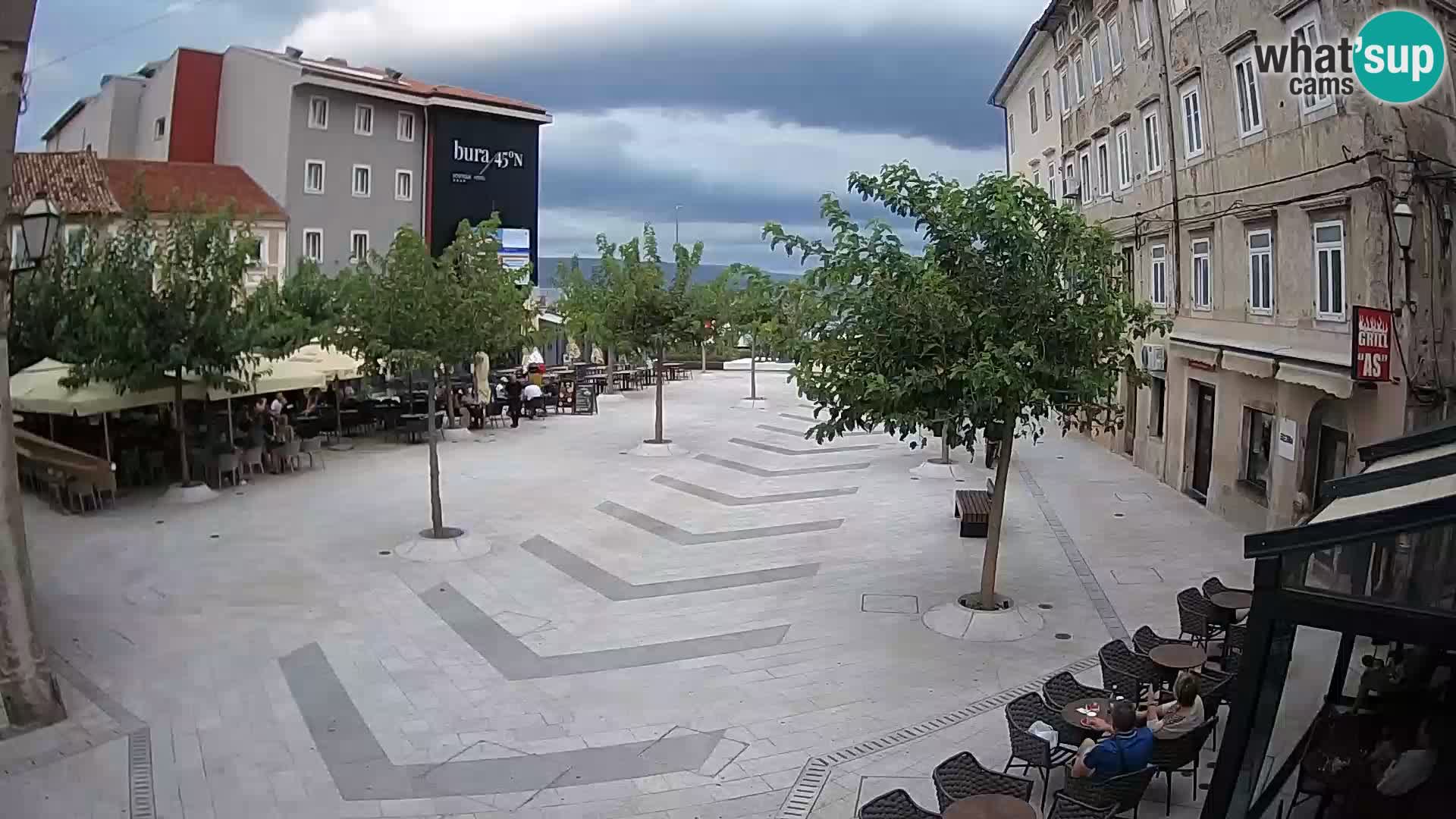 Zentrum der Stadt Senj – Pavlin platz – Live Cam Dalmatia