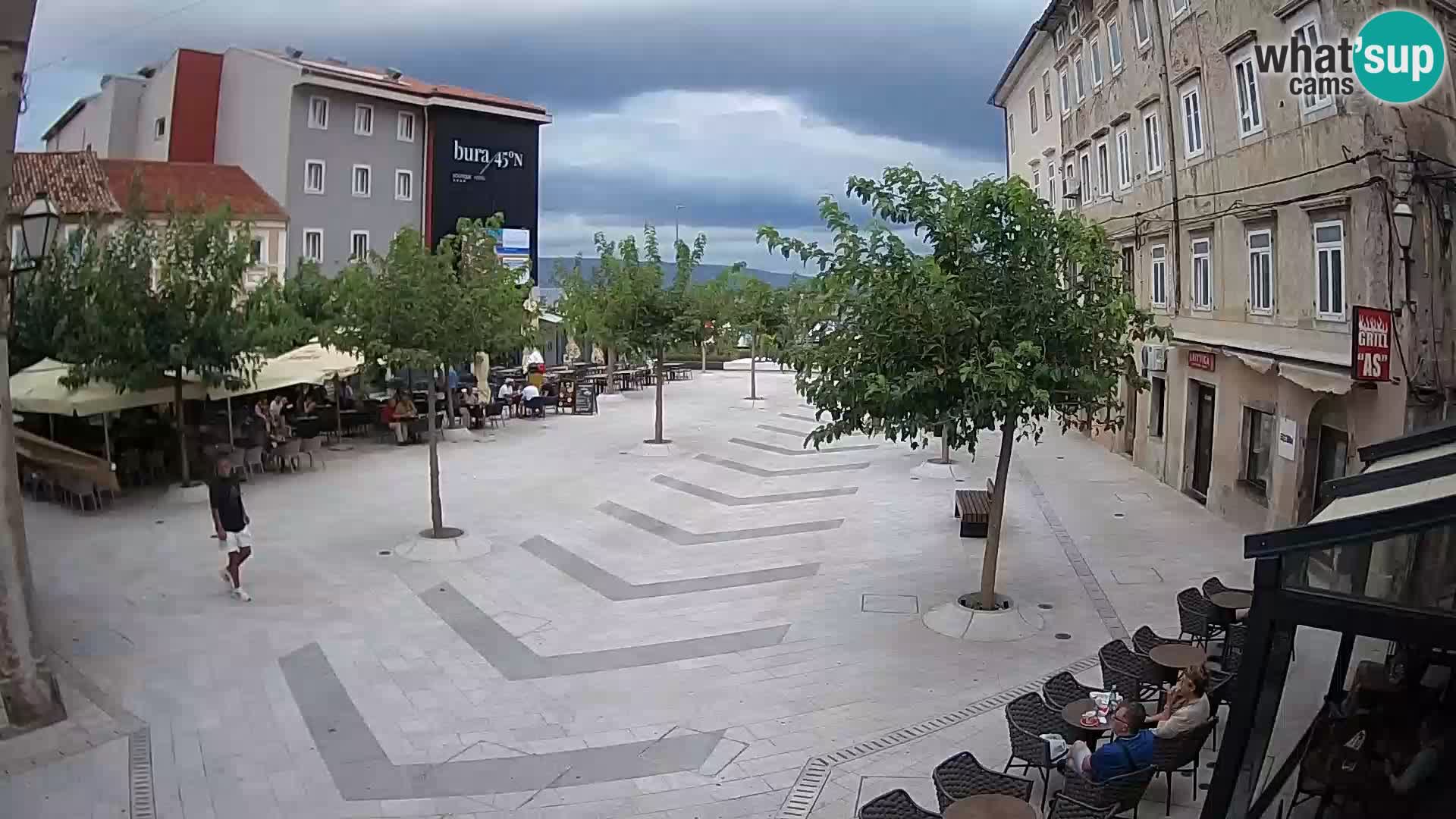 Center mesta Senj – Pavlinski trg – spletne kamere Dalmacija