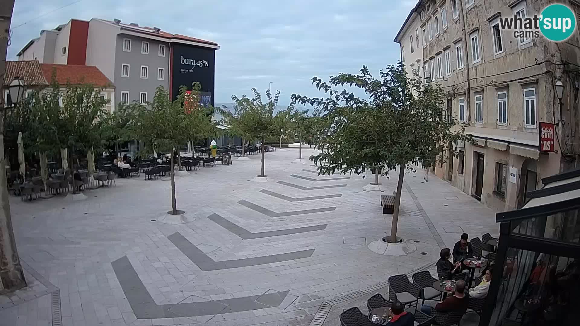 Zentrum der Stadt Senj – Pavlin platz – Live Cam Dalmatia