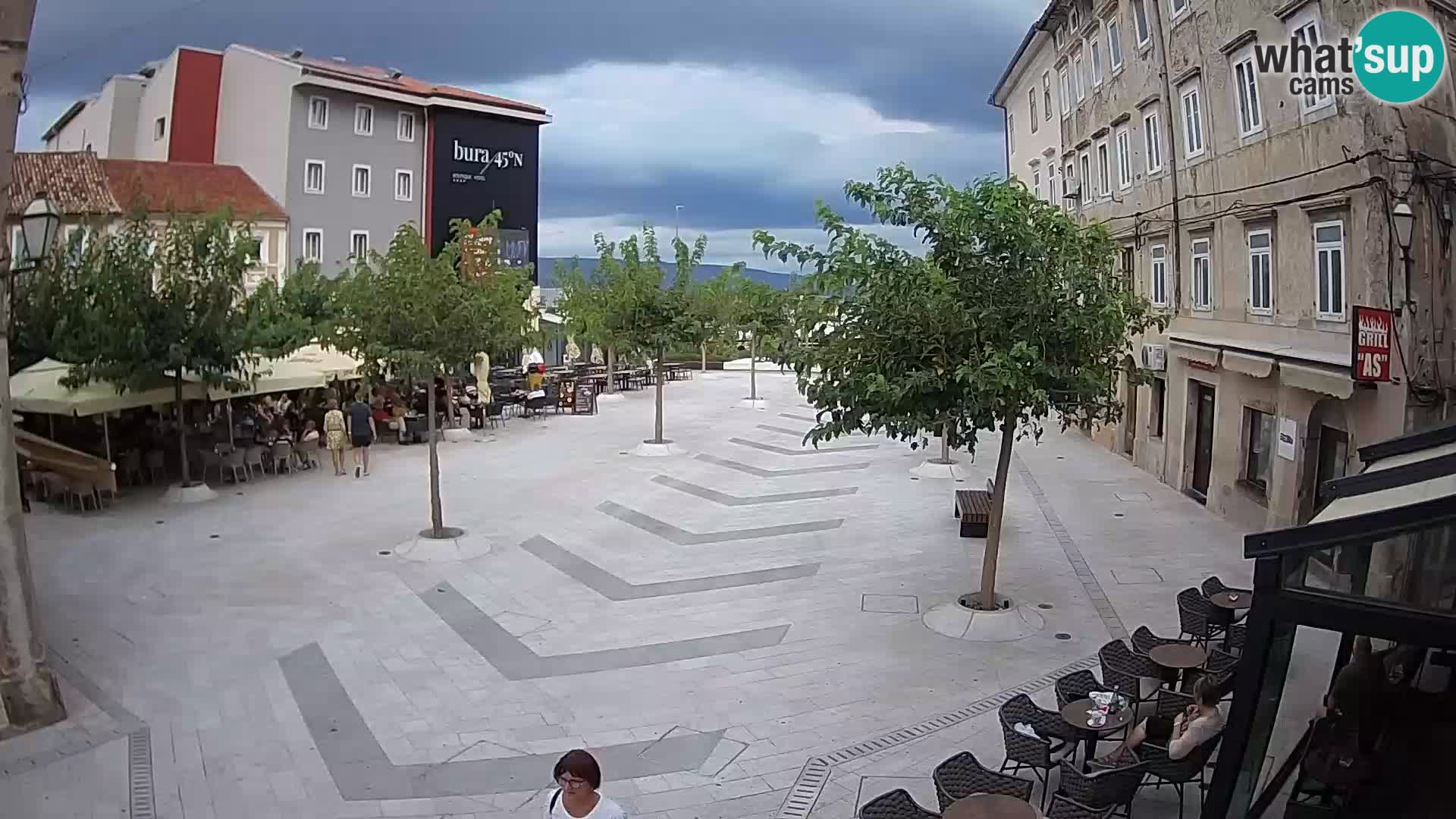 Zentrum der Stadt Senj – Pavlin platz – Live Cam Dalmatia