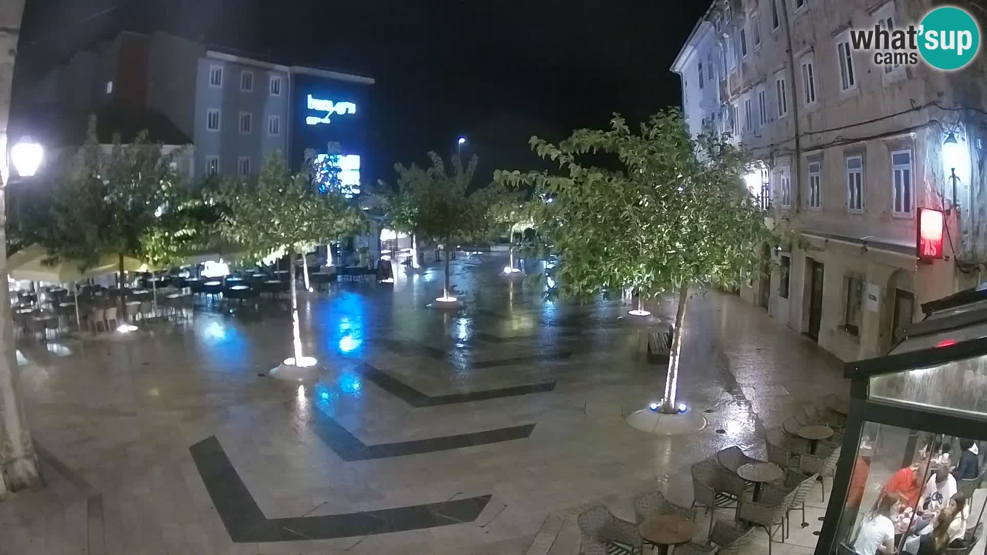 Center mesta Senj – Pavlinski trg – spletne kamere Dalmacija