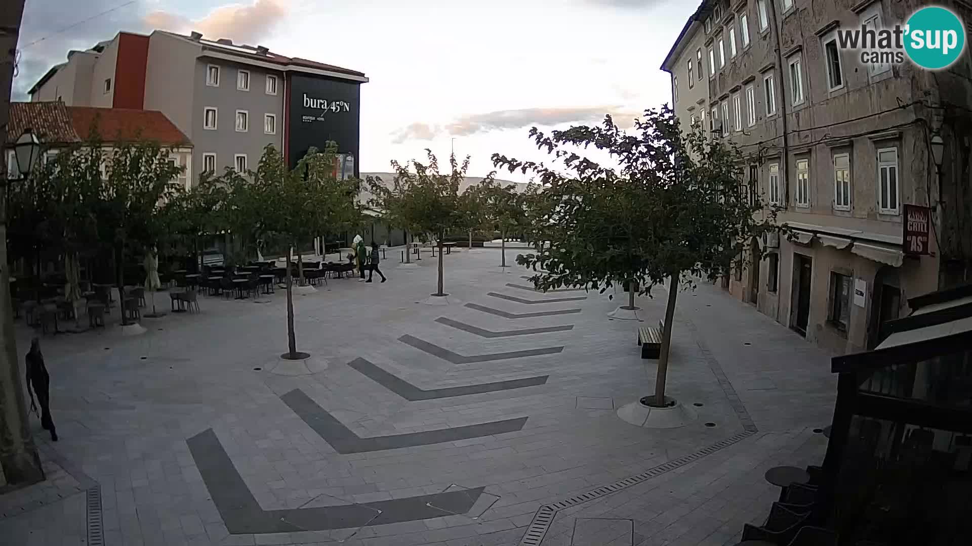 Centro de la ciudad de Senj – plaza Pavlin – Live Cam Dalmacia