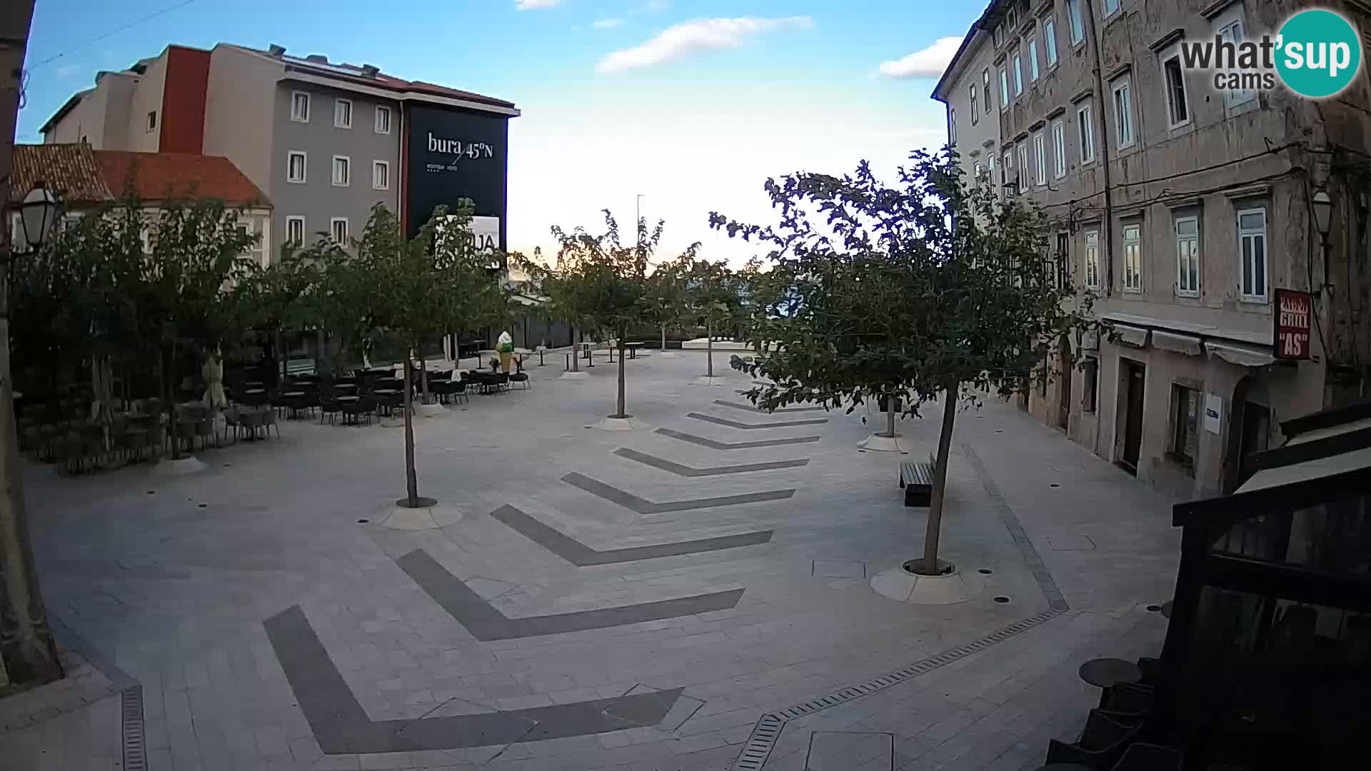 Centro de la ciudad de Senj – plaza Pavlin – Live Cam Dalmacia