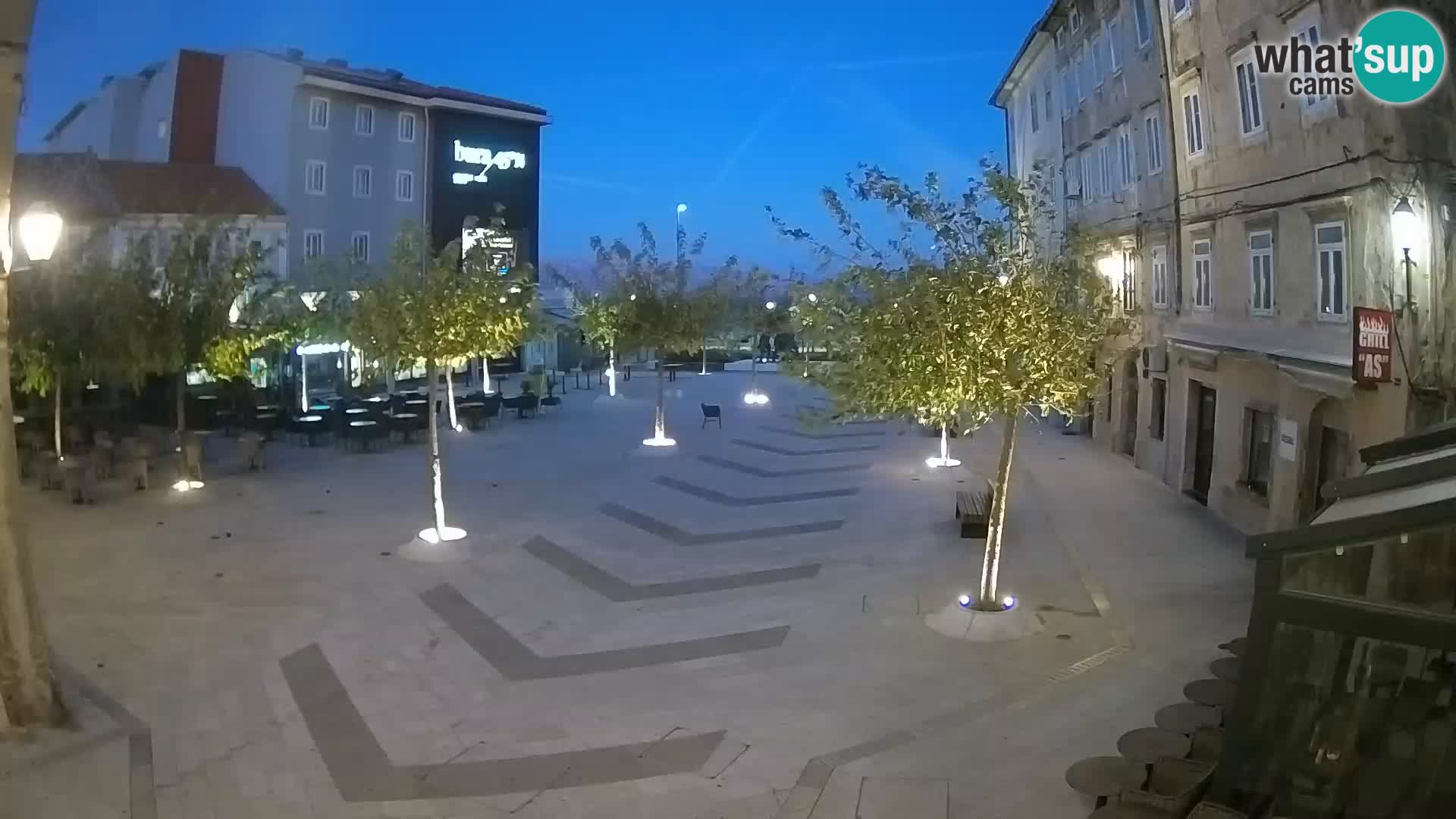 Zentrum der Stadt Senj – Pavlin platz – Live Cam Dalmatia