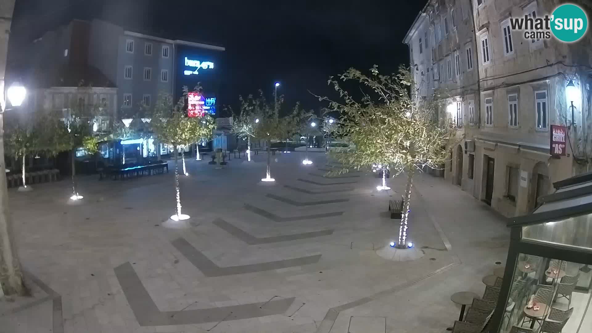 Zentrum der Stadt Senj – Pavlin platz – Live Cam Dalmatia