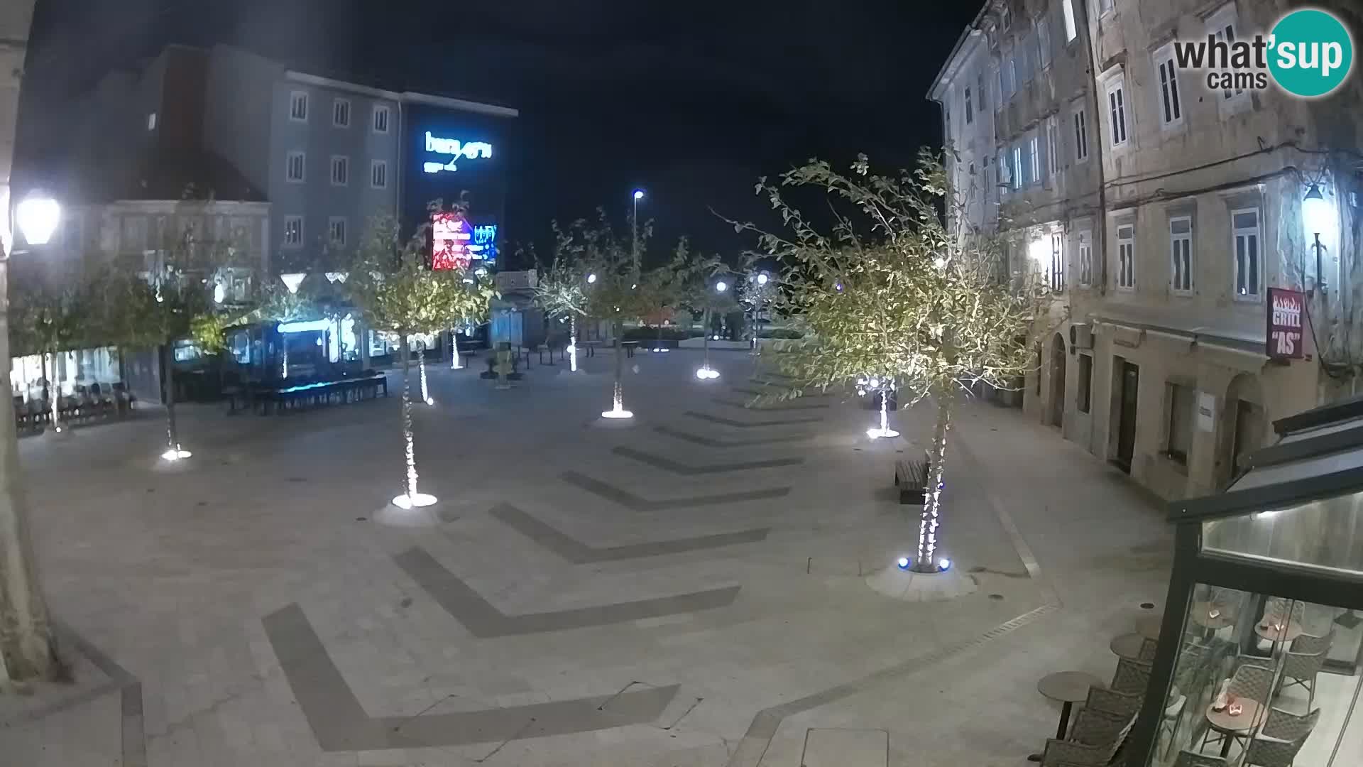 Zentrum der Stadt Senj – Pavlin platz – Live Cam Dalmatia