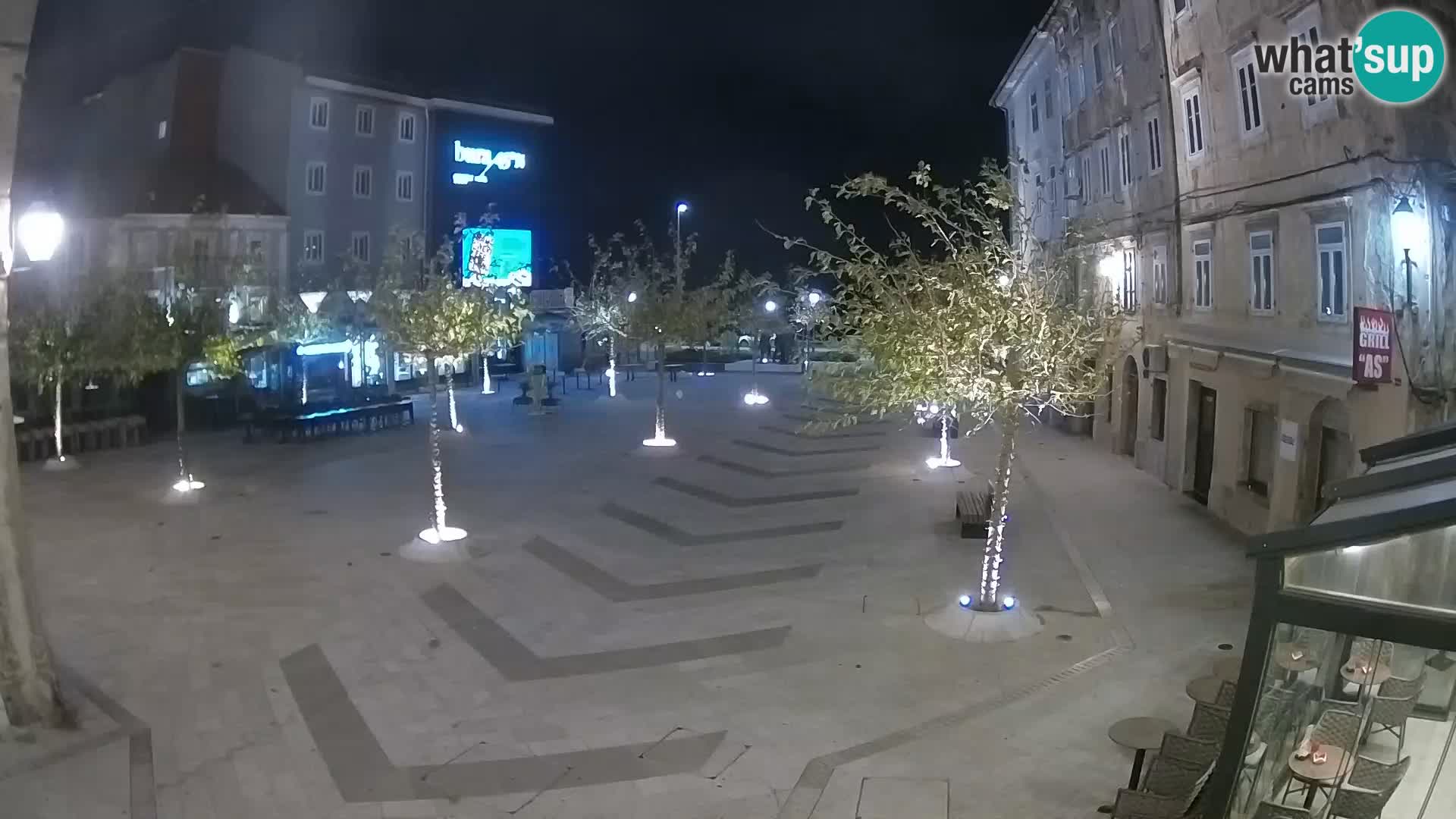 Zentrum der Stadt Senj – Pavlin platz – Live Cam Dalmatia