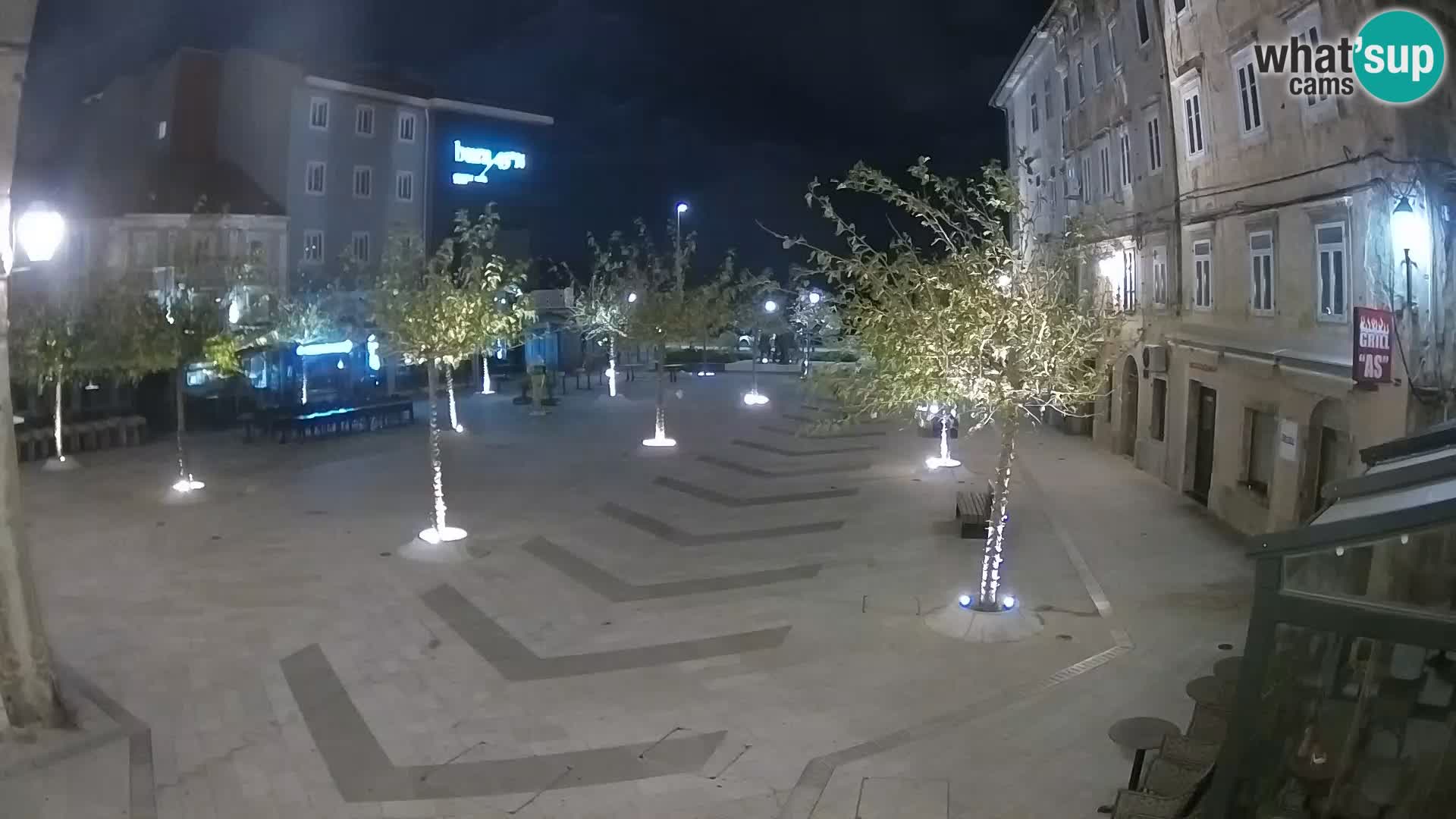 Zentrum der Stadt Senj – Pavlin platz – Live Cam Dalmatia