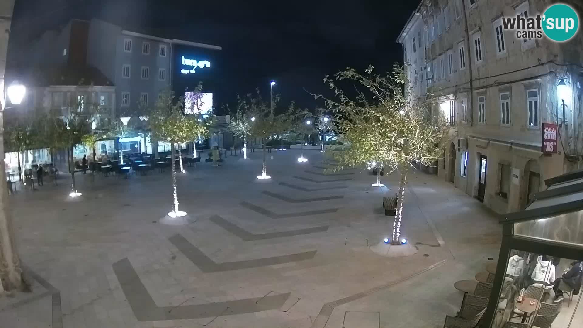 Zentrum der Stadt Senj – Pavlin platz – Live Cam Dalmatia