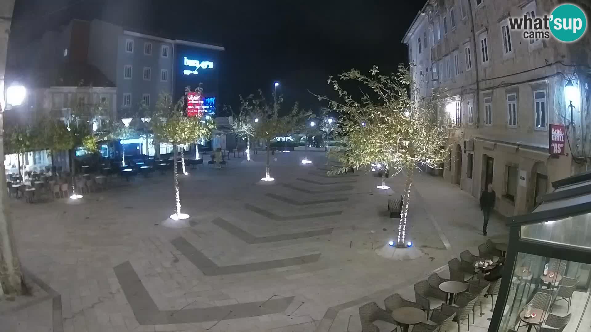 Zentrum der Stadt Senj – Pavlin platz – Live Cam Dalmatia