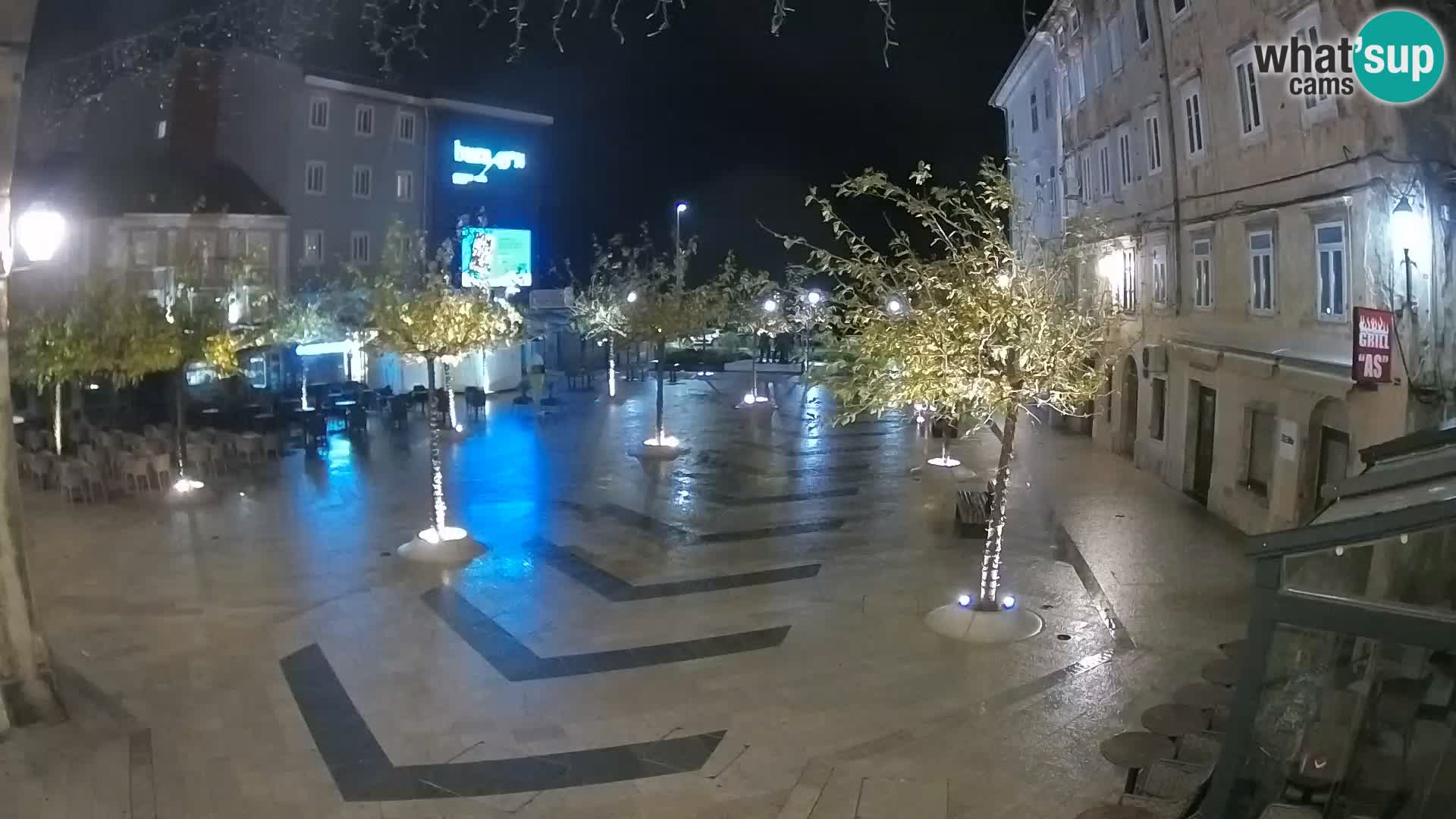 Zentrum der Stadt Senj – Pavlin platz – Live Cam Dalmatia