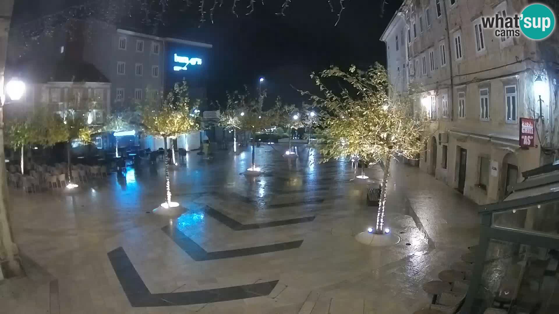 Zentrum der Stadt Senj – Pavlin platz – Live Cam Dalmatia