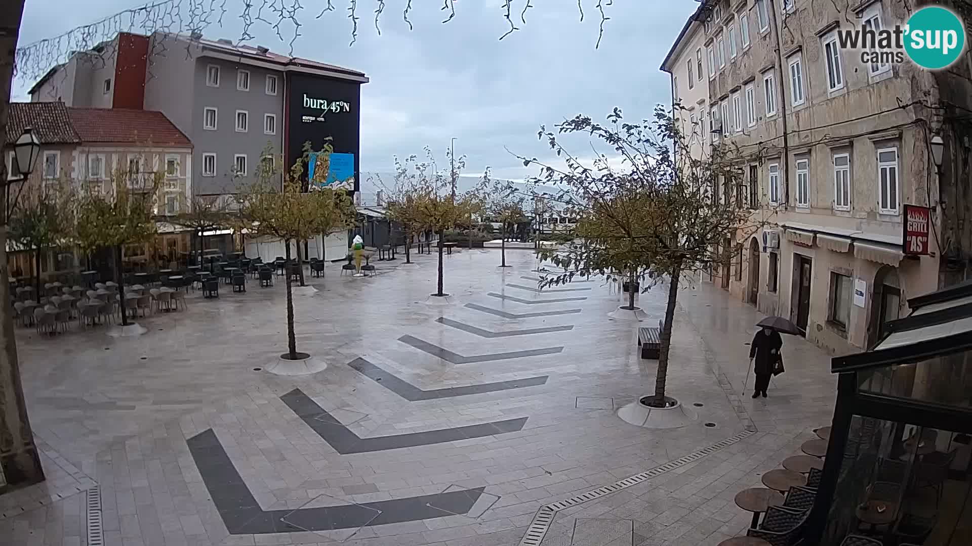 Zentrum der Stadt Senj – Pavlin platz – Live Cam Dalmatia