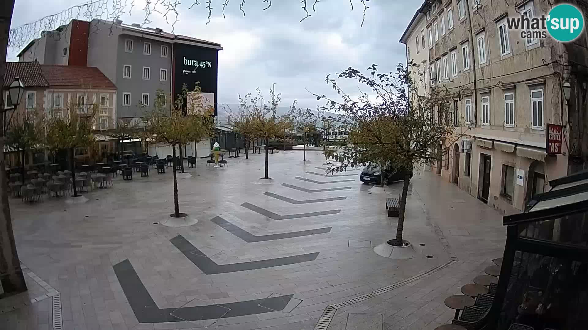 Centro de la ciudad de Senj – plaza Pavlin – Live Cam Dalmacia