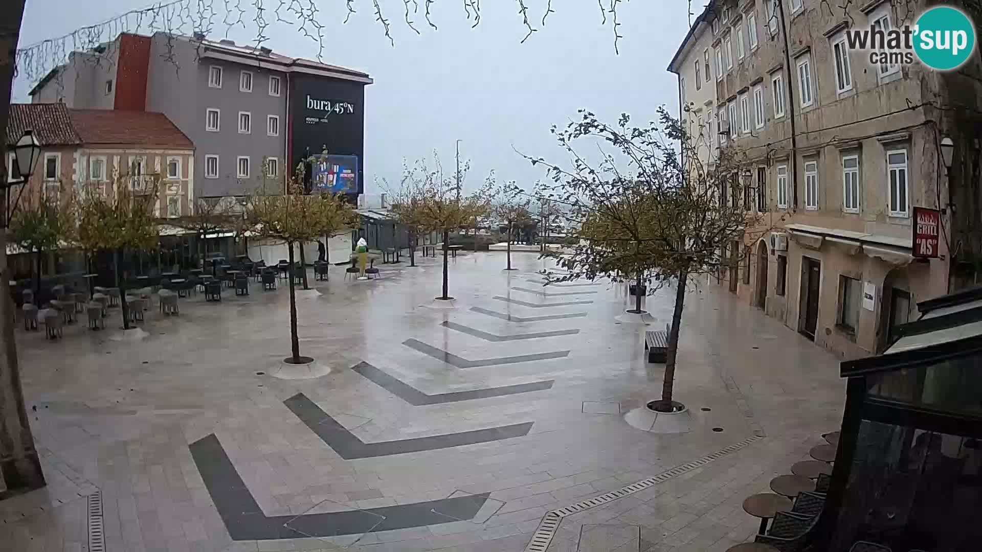 Centro de la ciudad de Senj – plaza Pavlin – Live Cam Dalmacia