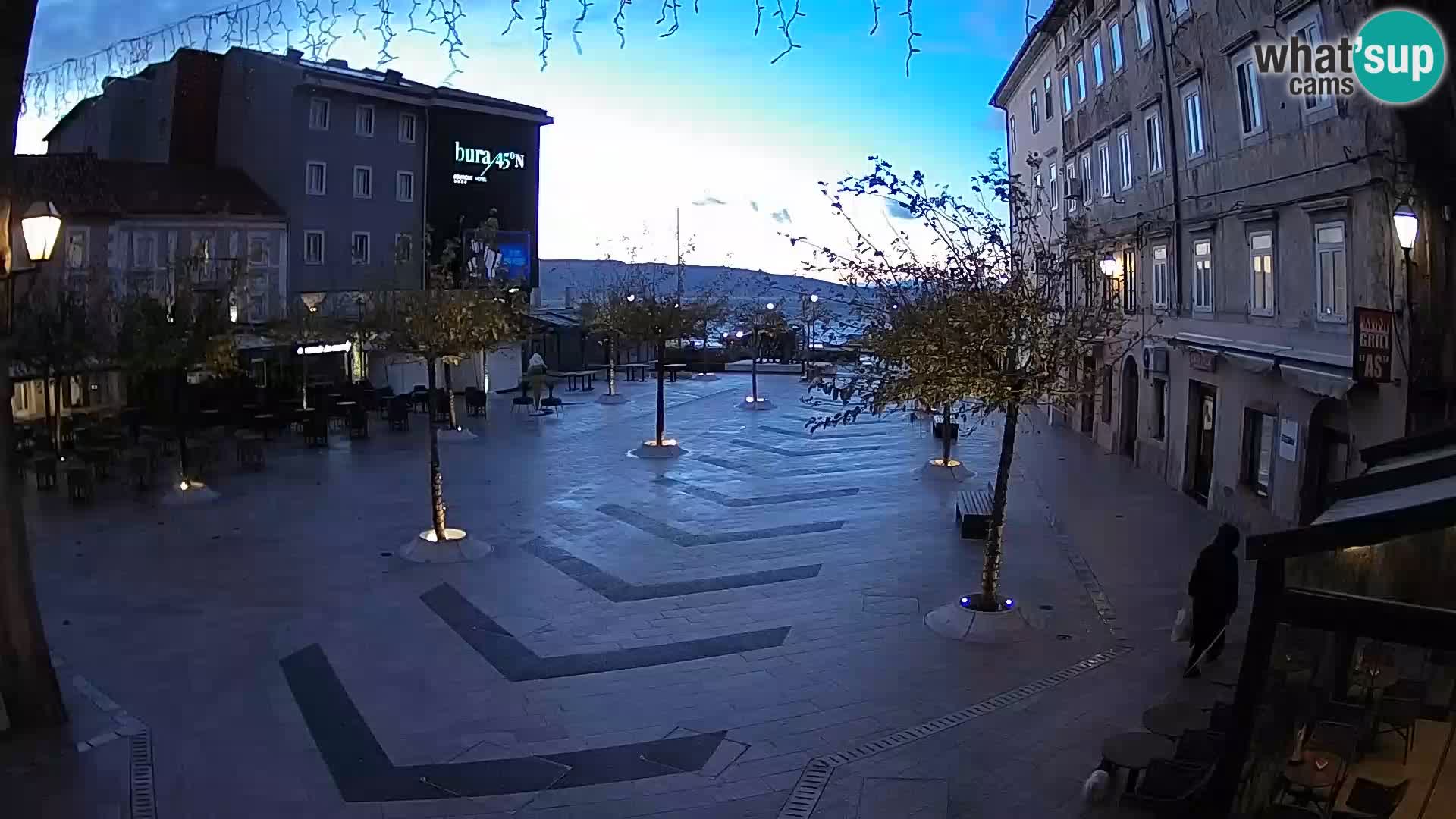 Centro de la ciudad de Senj – plaza Pavlin – Live Cam Dalmacia