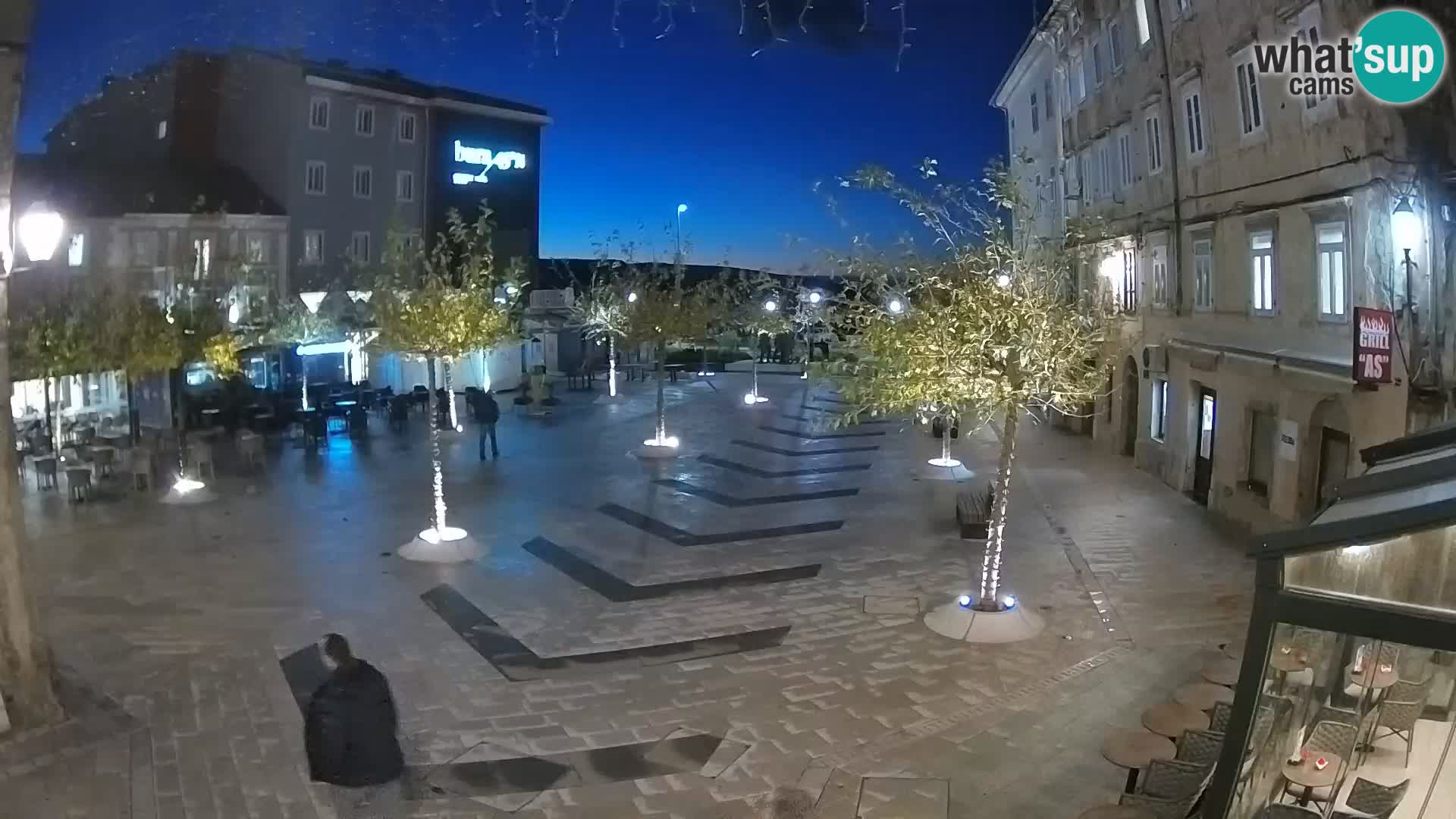 Centro de la ciudad de Senj – plaza Pavlin – Live Cam Dalmacia