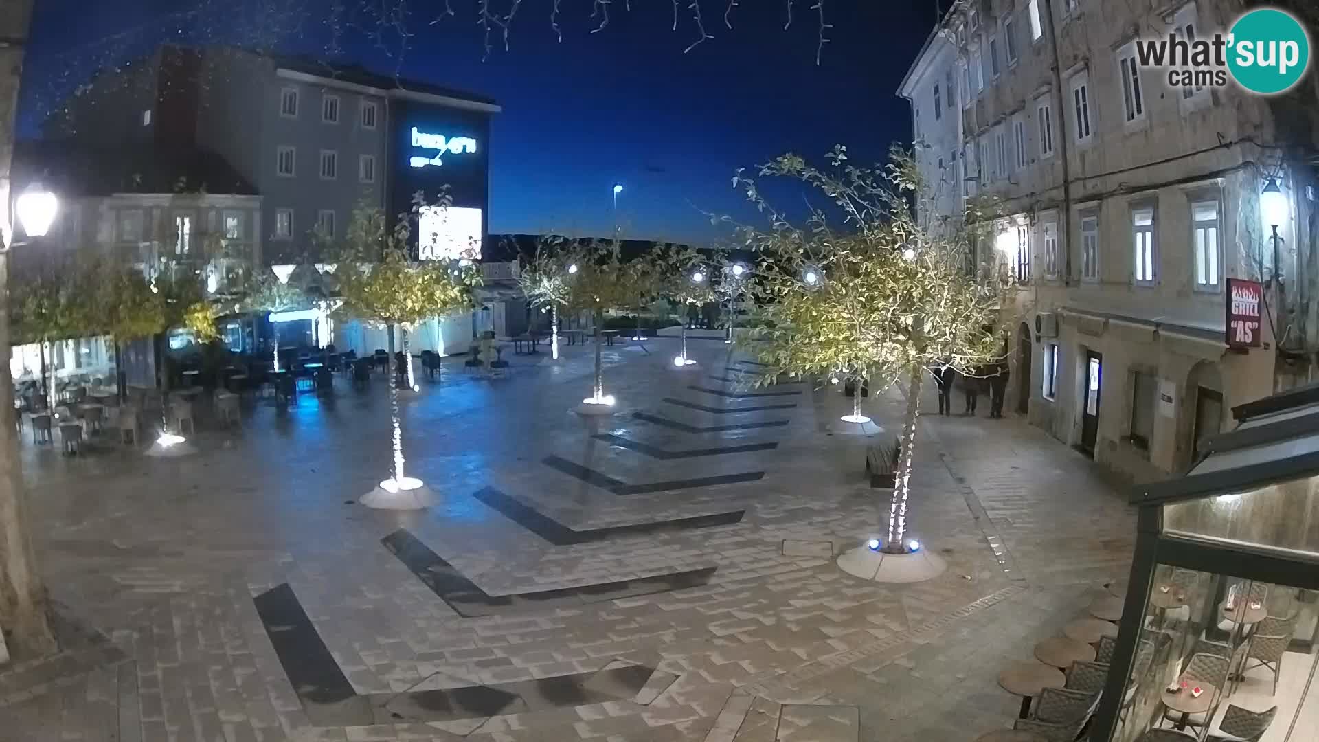 Centro de la ciudad de Senj – plaza Pavlin – Live Cam Dalmacia