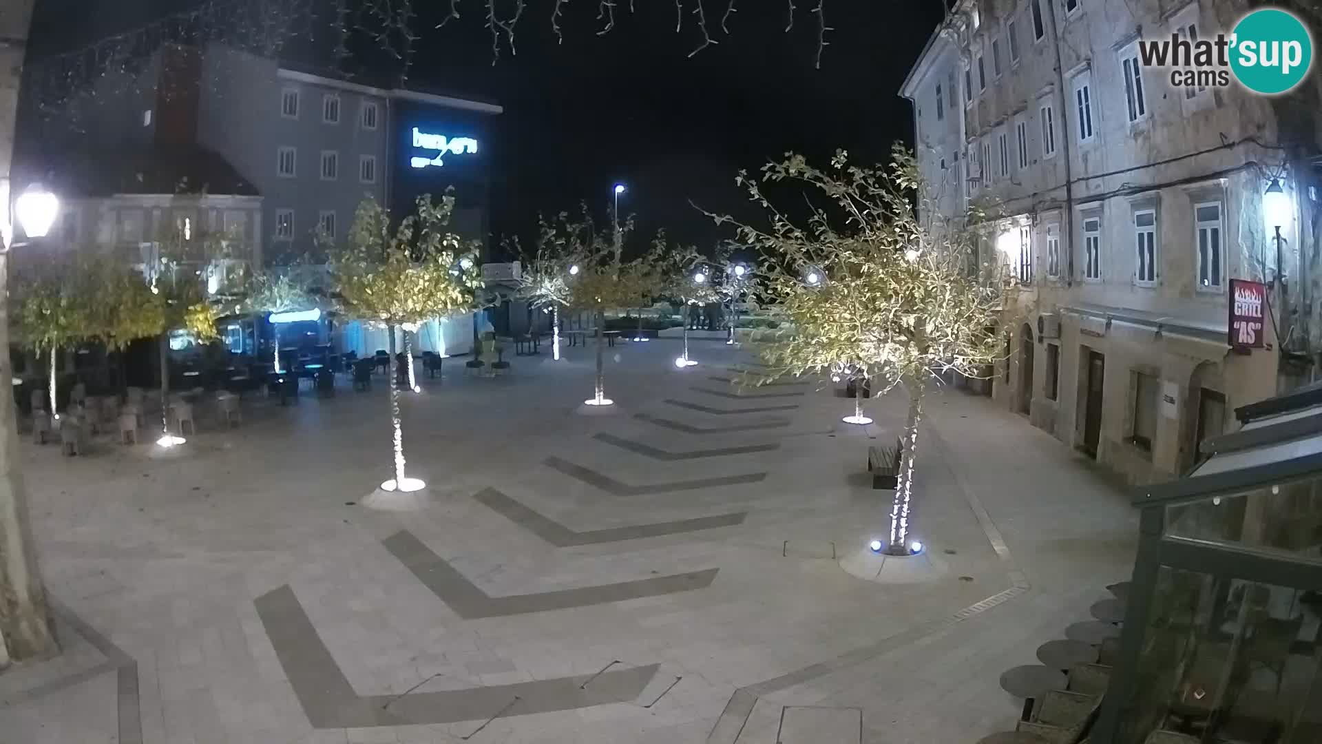 Zentrum der Stadt Senj – Pavlin platz – Live Cam Dalmatia