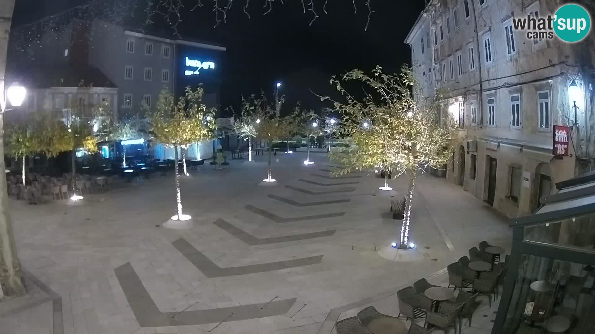 Zentrum der Stadt Senj – Pavlin platz – Live Cam Dalmatia