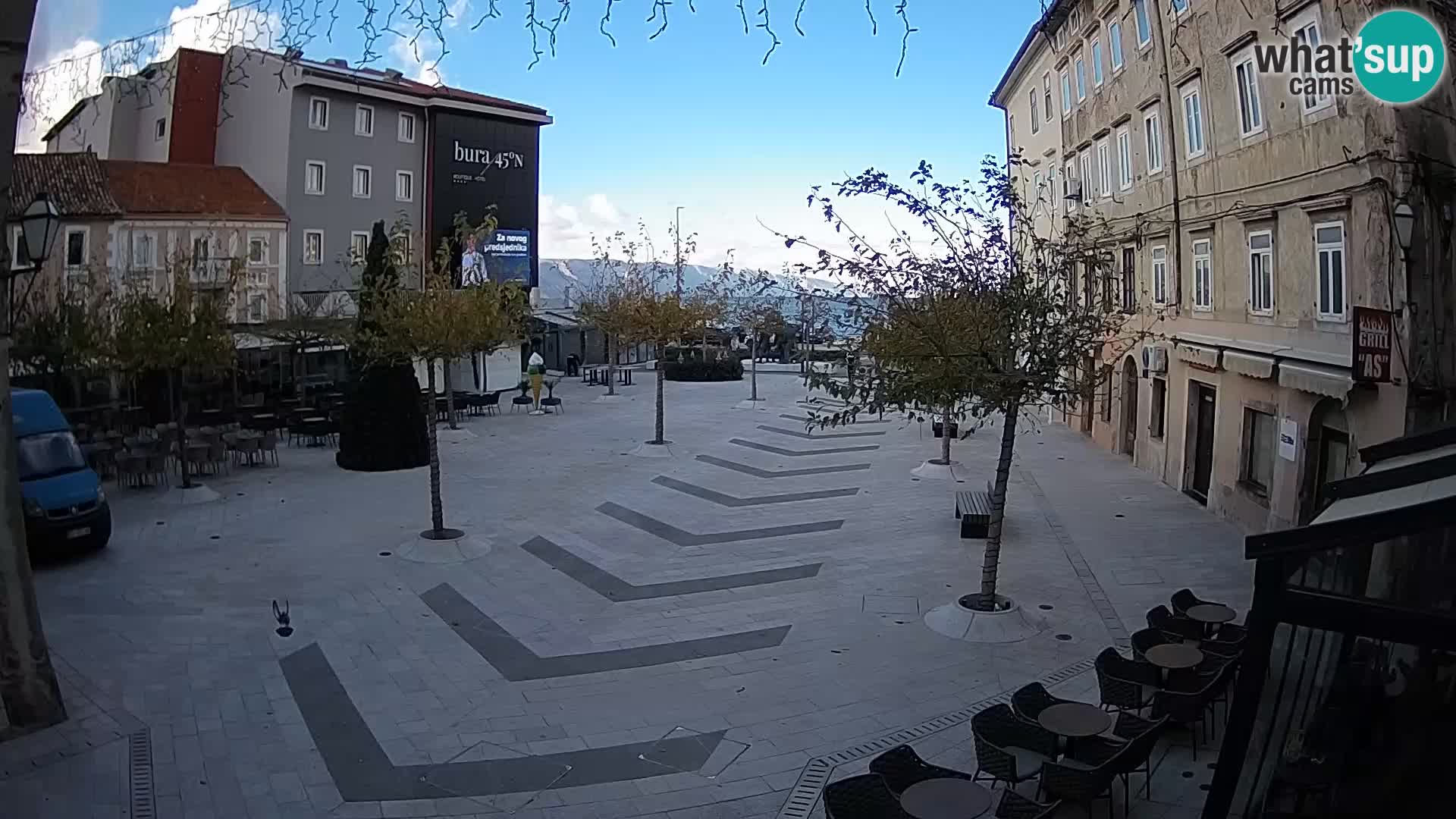 Centro de la ciudad de Senj – plaza Pavlin – Live Cam Dalmacia