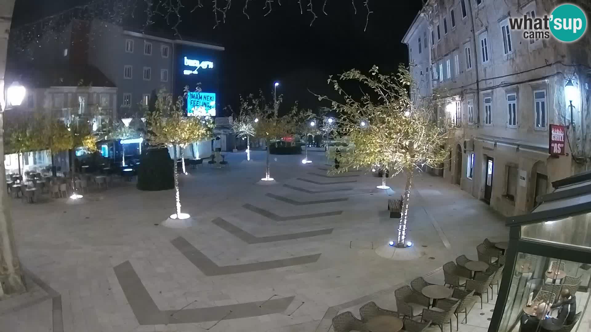 Zentrum der Stadt Senj – Pavlin platz – Live Cam Dalmatia