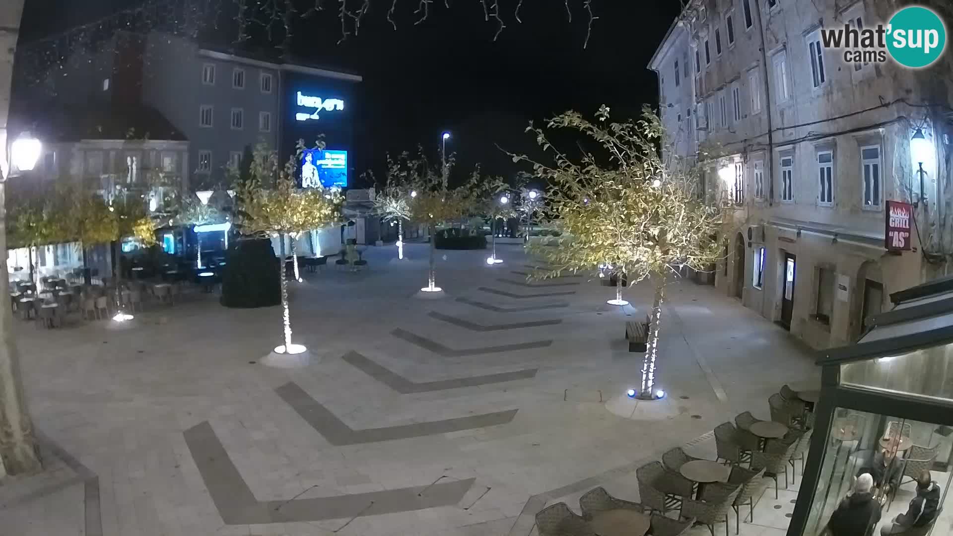 Zentrum der Stadt Senj – Pavlin platz – Live Cam Dalmatia