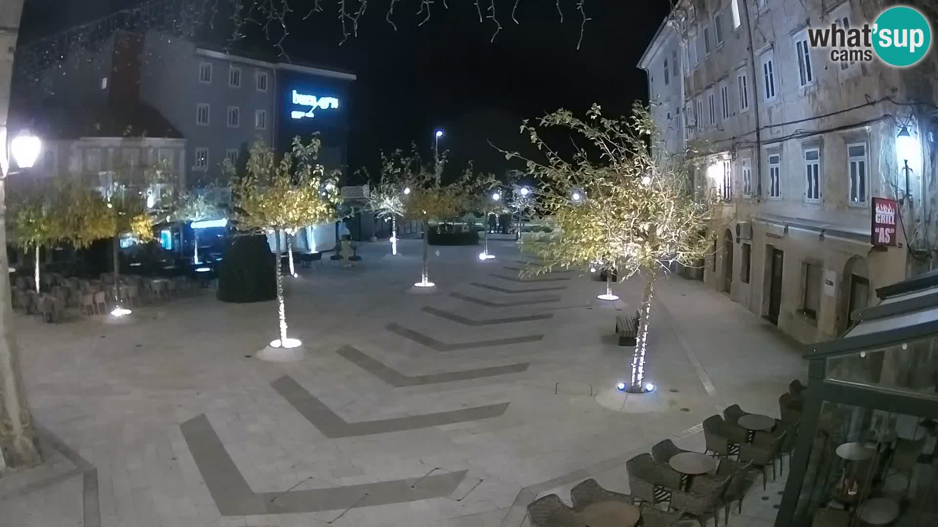 Zentrum der Stadt Senj – Pavlin platz – Live Cam Dalmatia