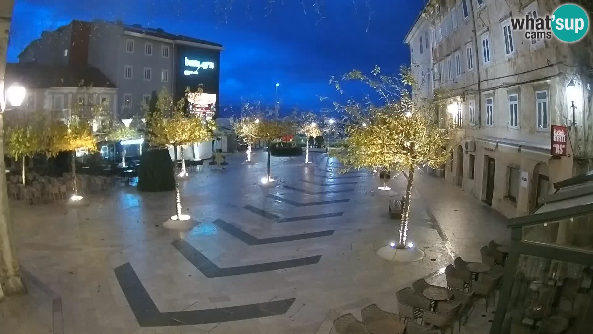 Centro de la ciudad de Senj – plaza Pavlin – Live Cam Dalmacia