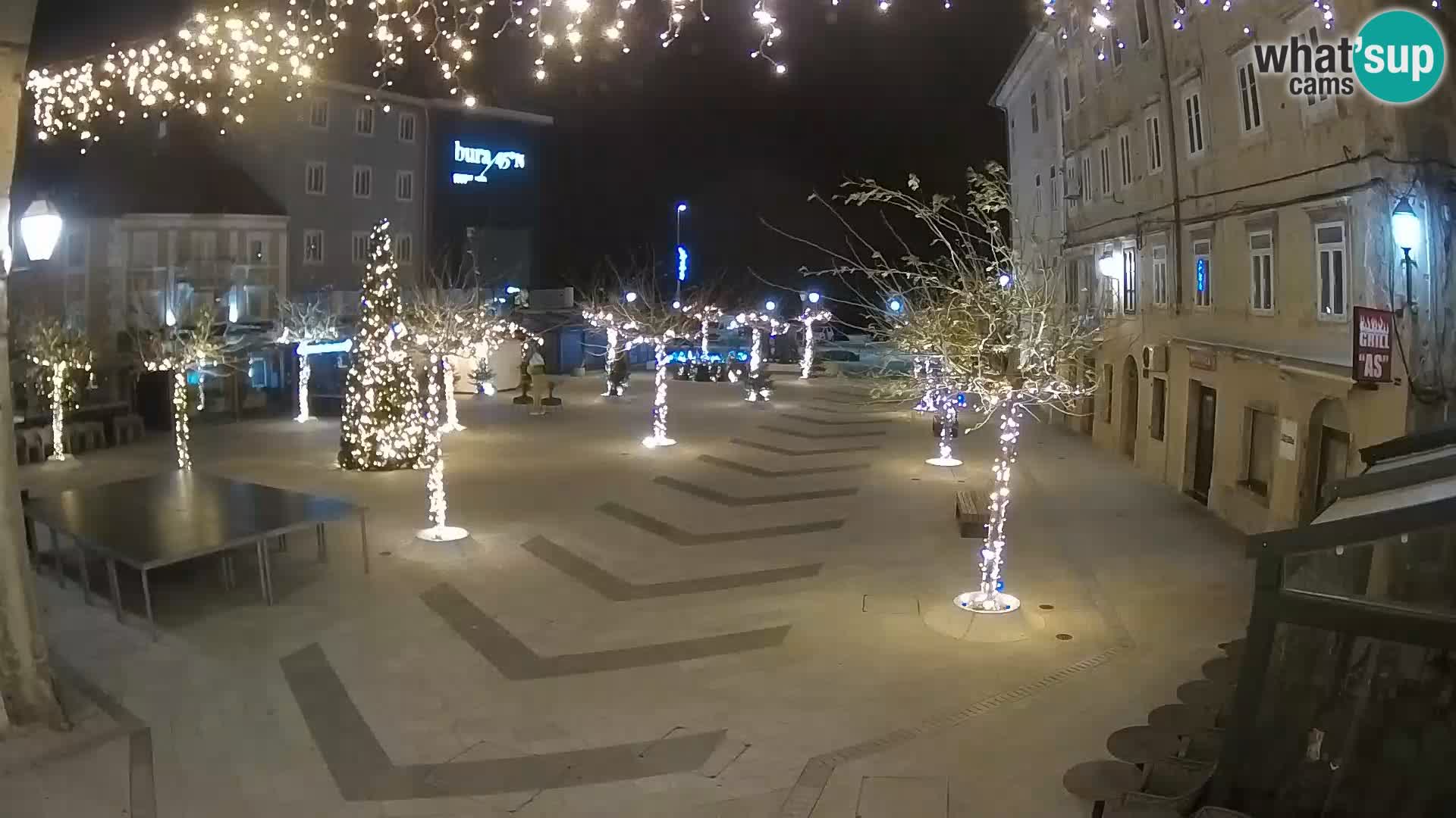 Zentrum der Stadt Senj – Pavlin platz – Live Cam Dalmatia