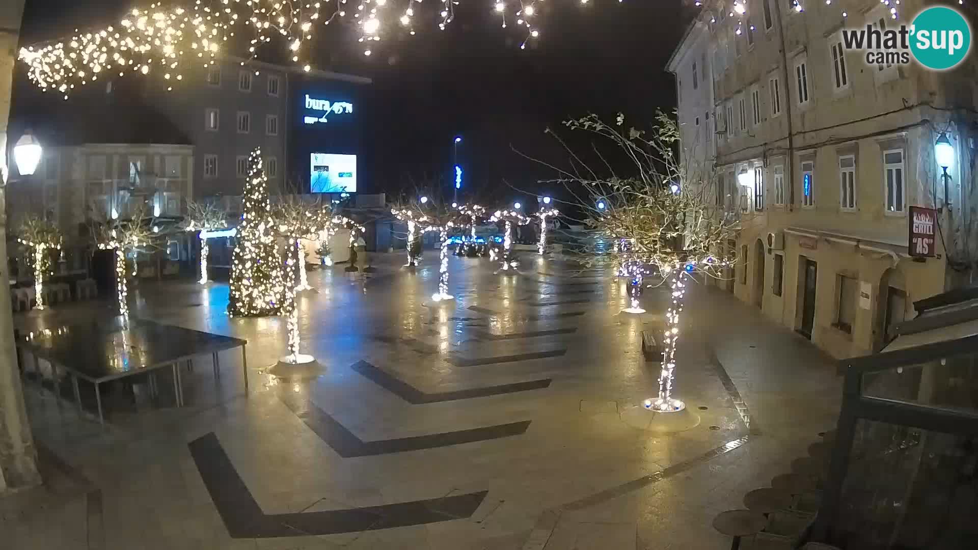 Centro de la ciudad de Senj – plaza Pavlin – Live Cam Dalmacia