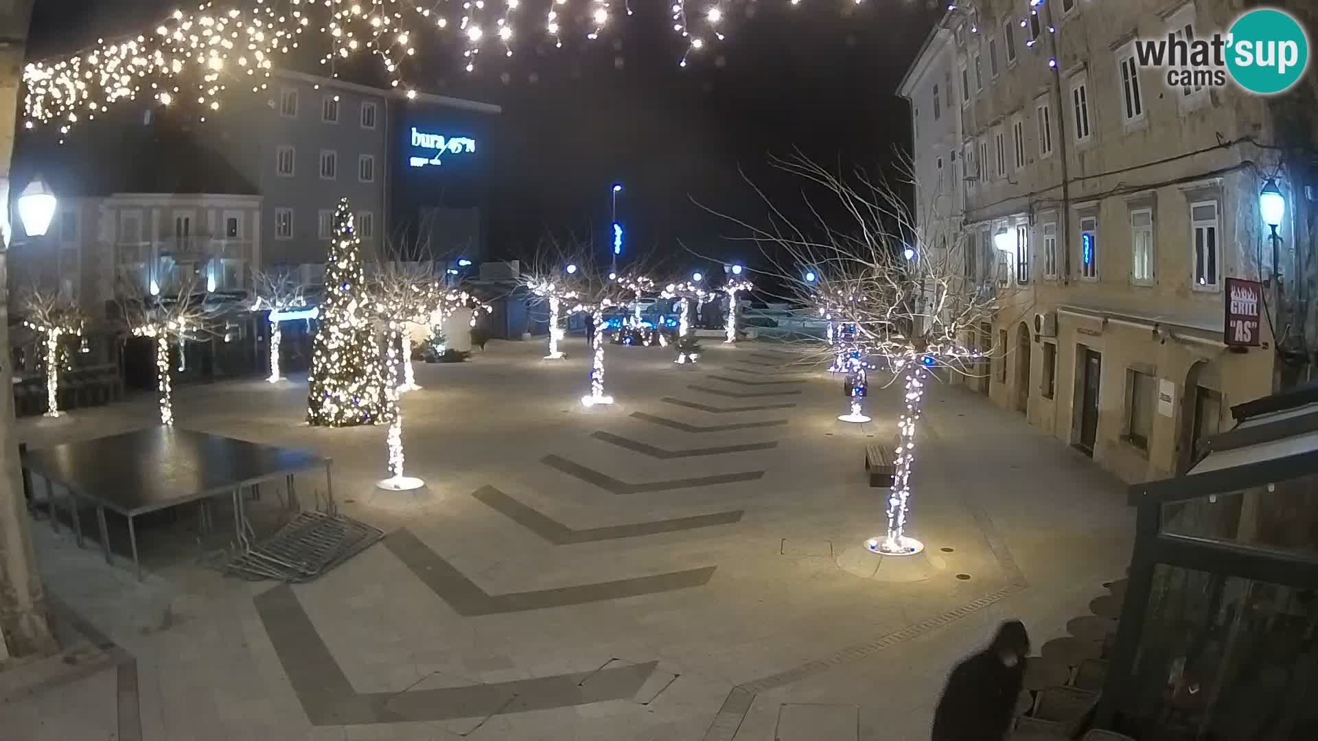 Centro de la ciudad de Senj – plaza Pavlin – Live Cam Dalmacia