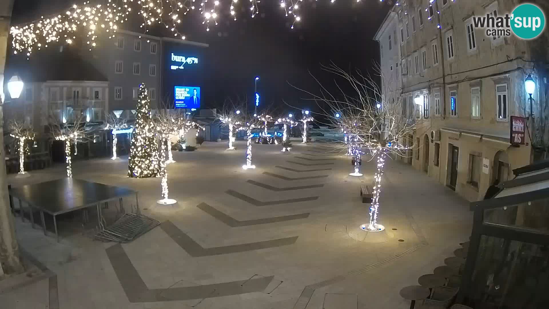 Zentrum der Stadt Senj – Pavlin platz – Live Cam Dalmatia