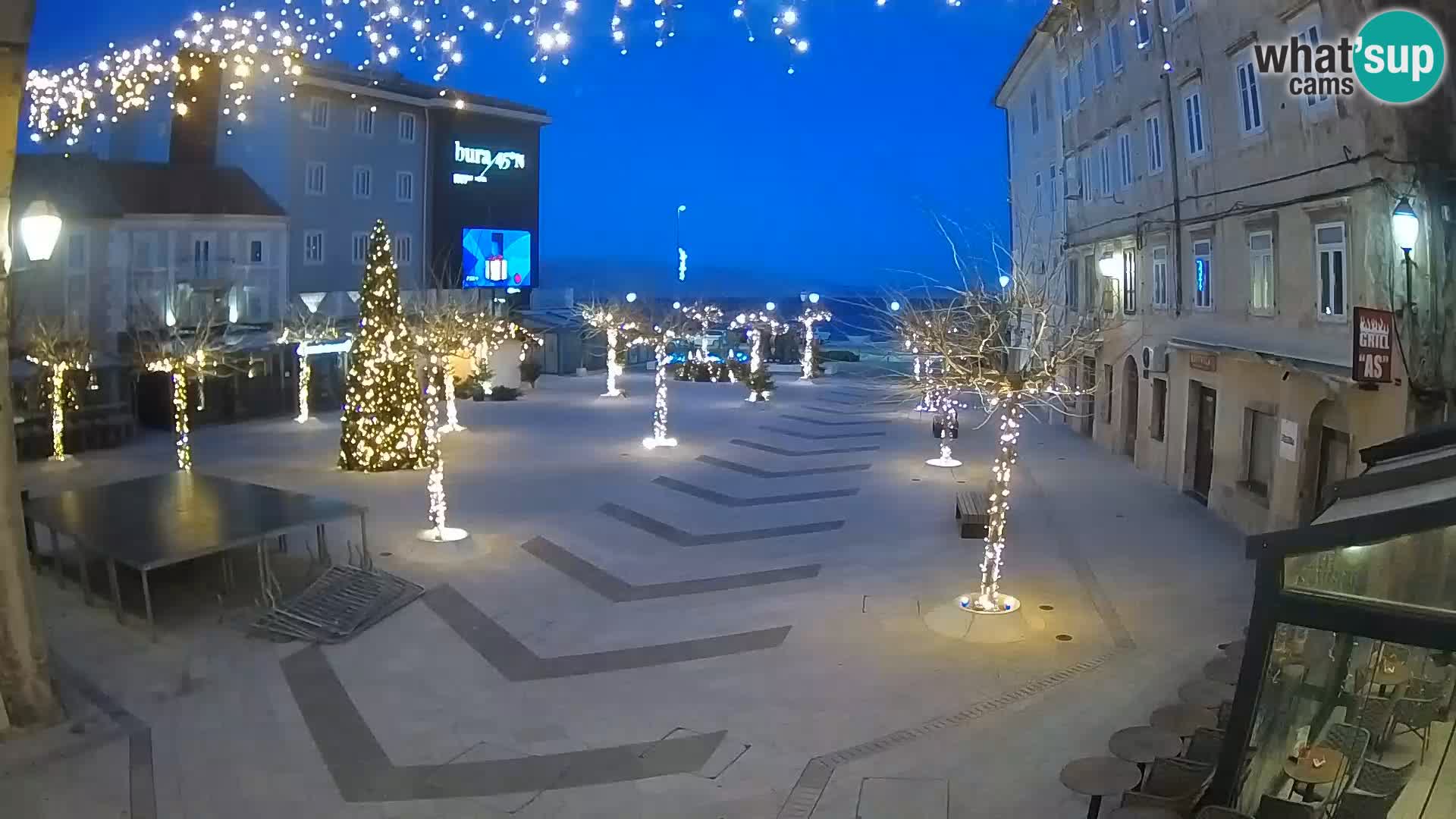 Centro de la ciudad de Senj – plaza Pavlin – Live Cam Dalmacia