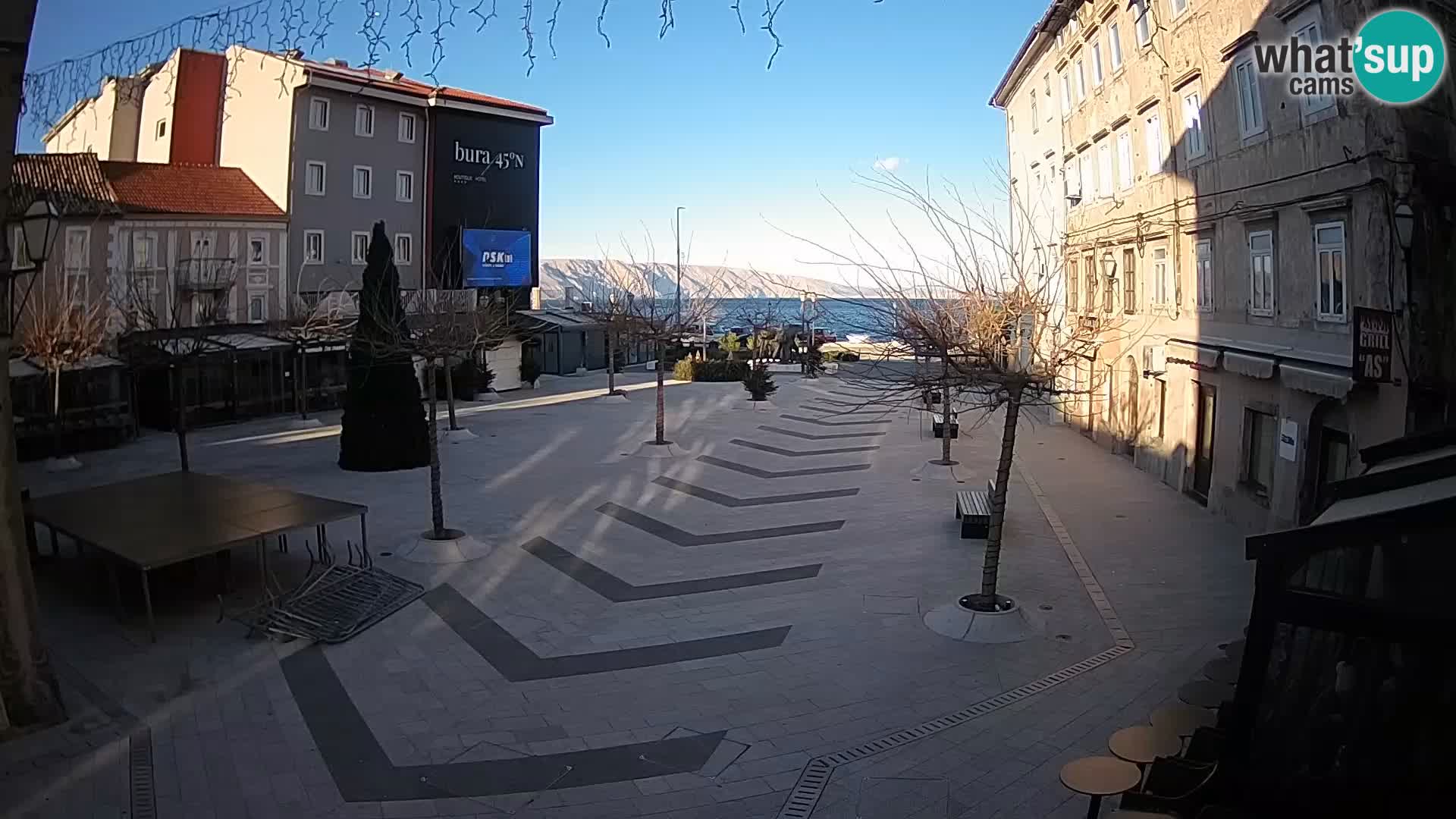 Centro de la ciudad de Senj – plaza Pavlin – Live Cam Dalmacia